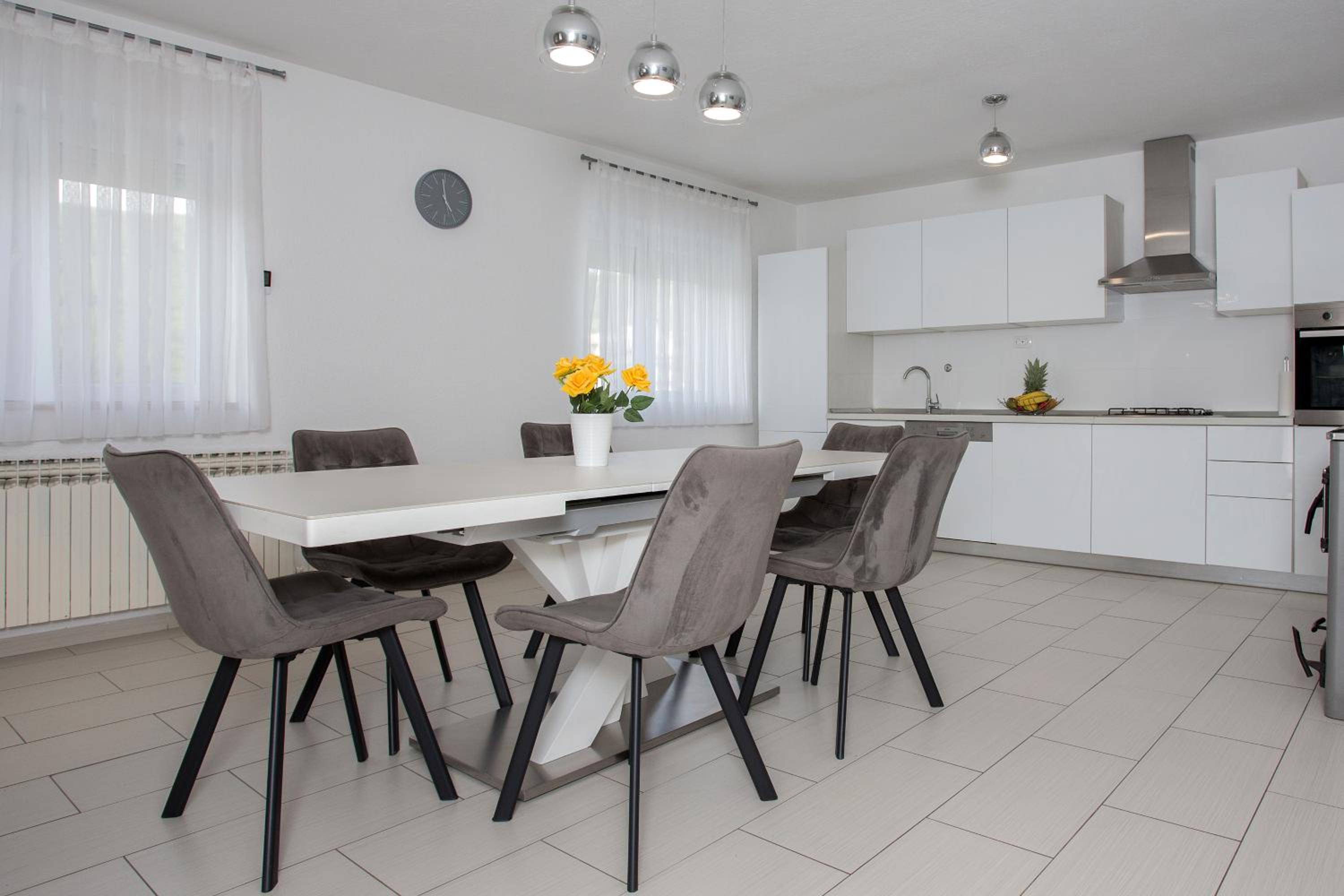 Villa Sara Family Villa with Pool and Jacuzzi Imotski Makarska Region