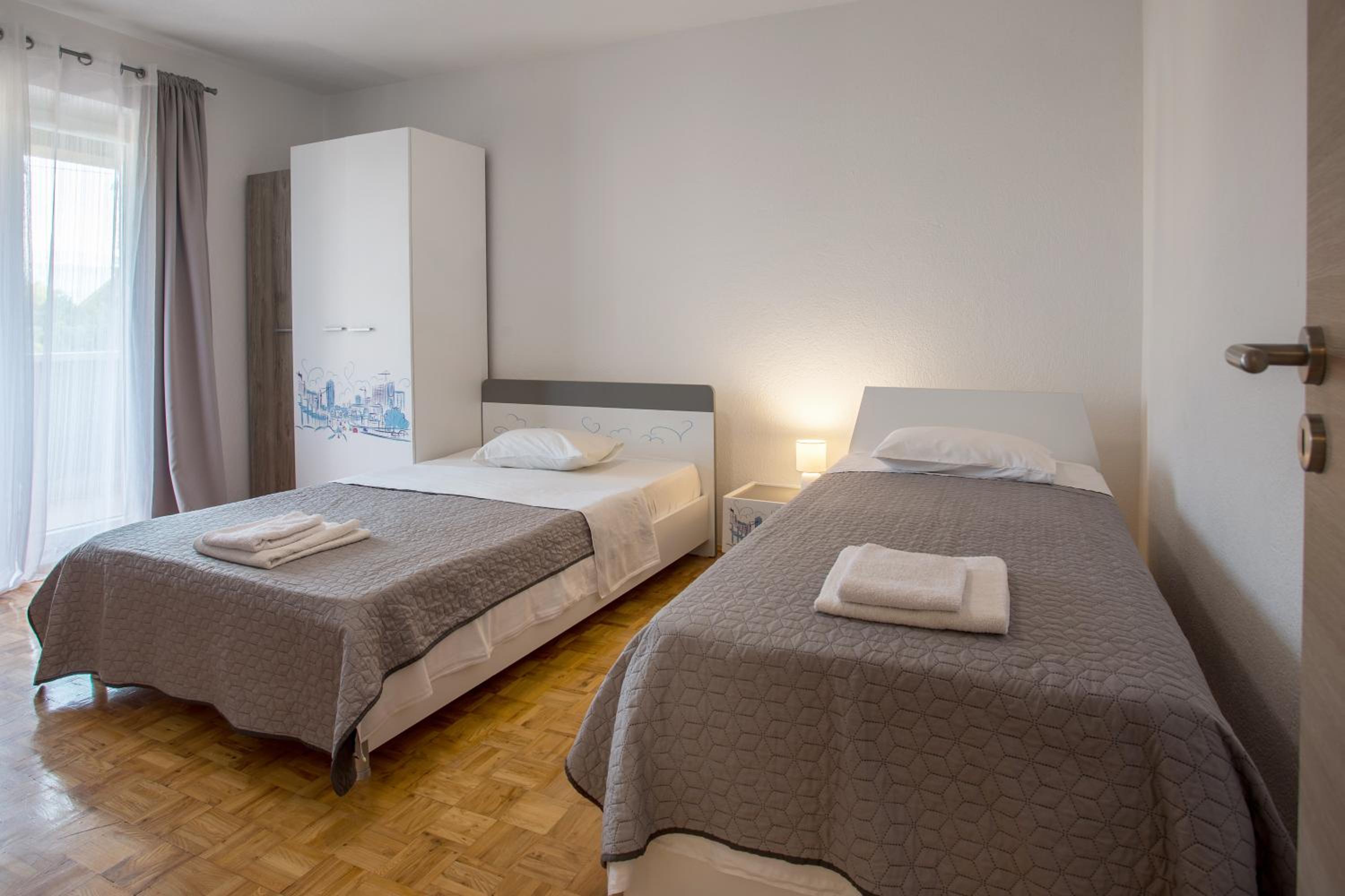 Villa Sara Family Villa with Pool and Jacuzzi Imotski Makarska Region