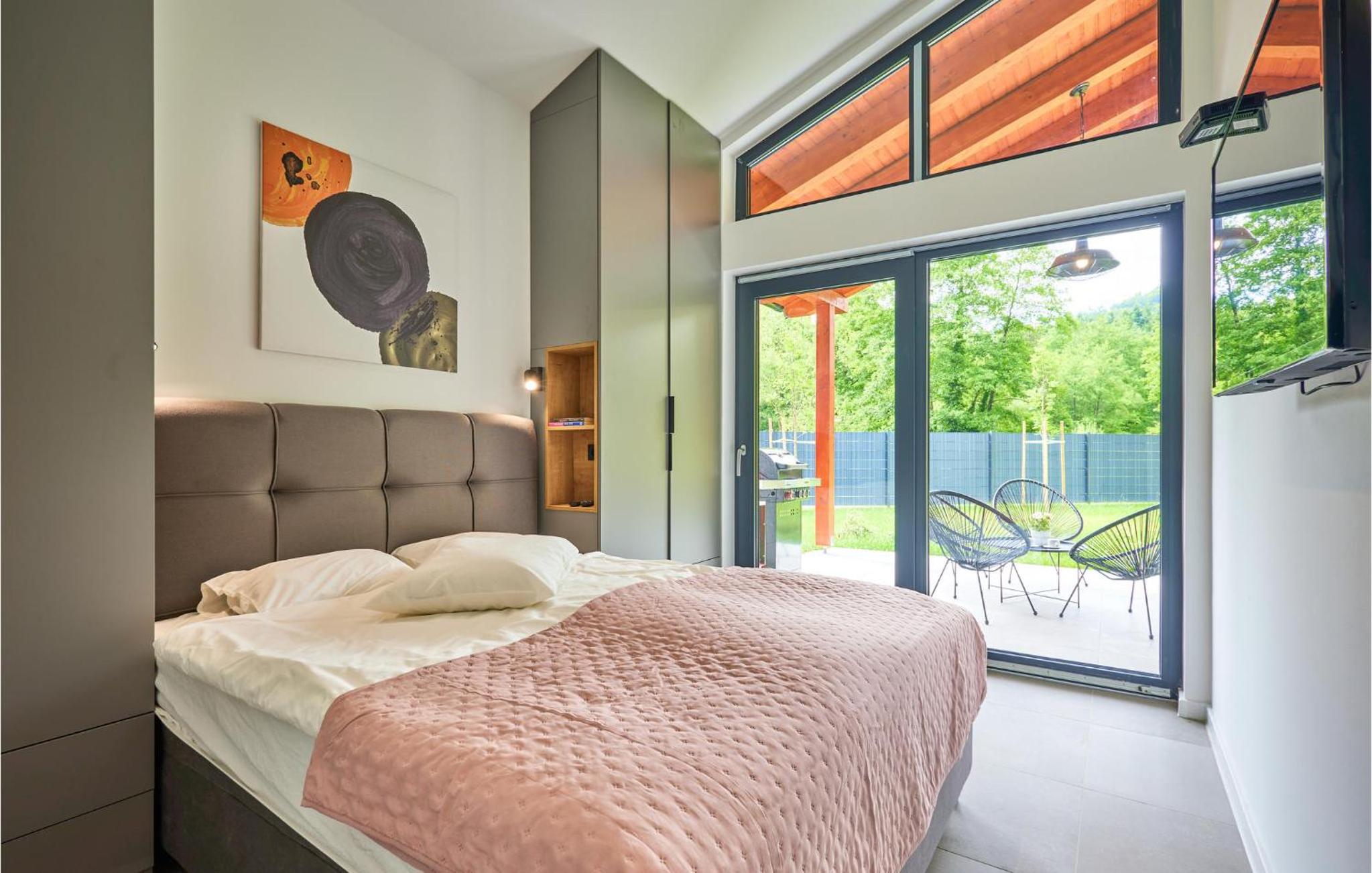 Wellness House By The Lake