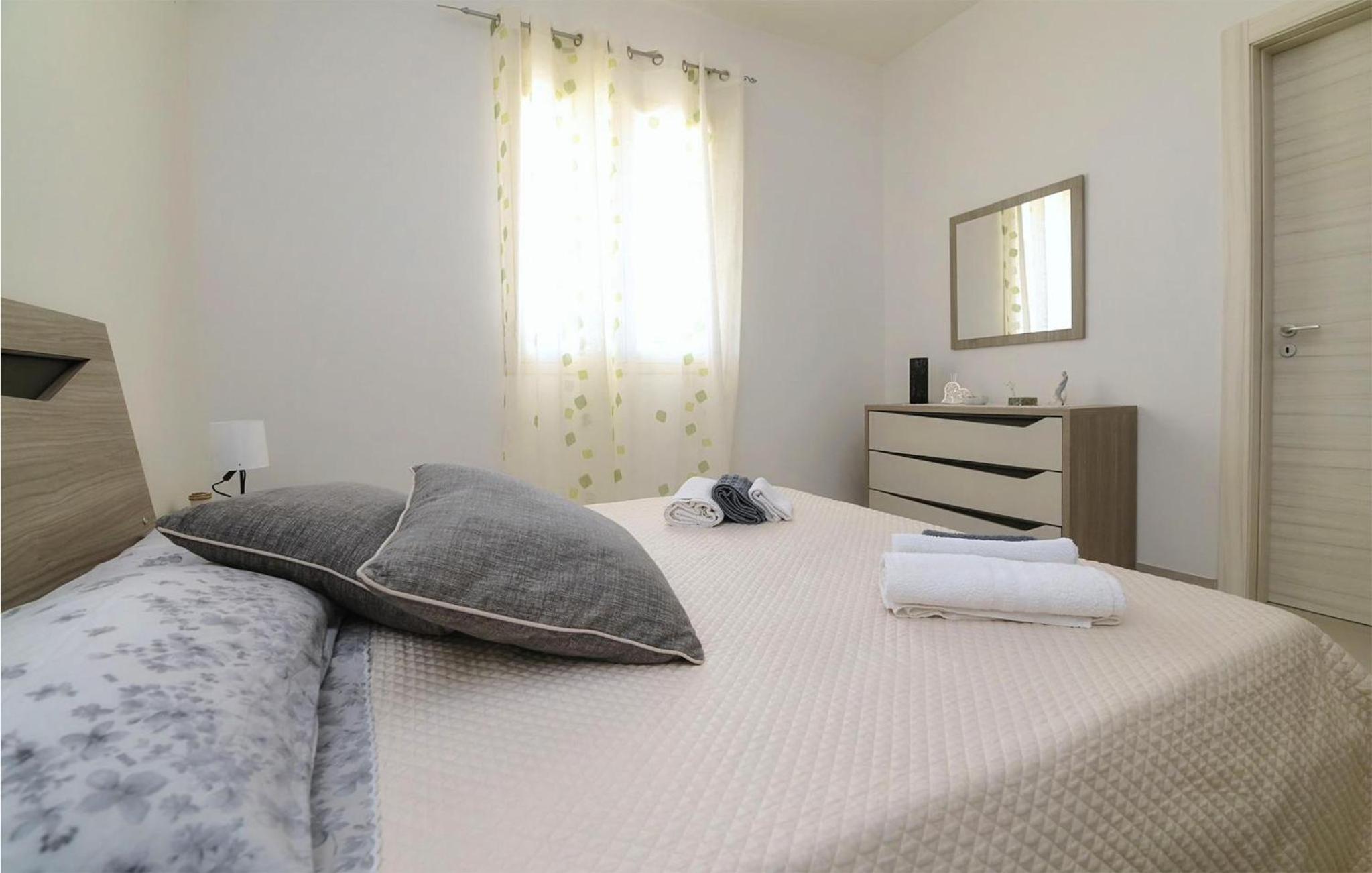 Gorgeous Home In Santa Maria Del Focall