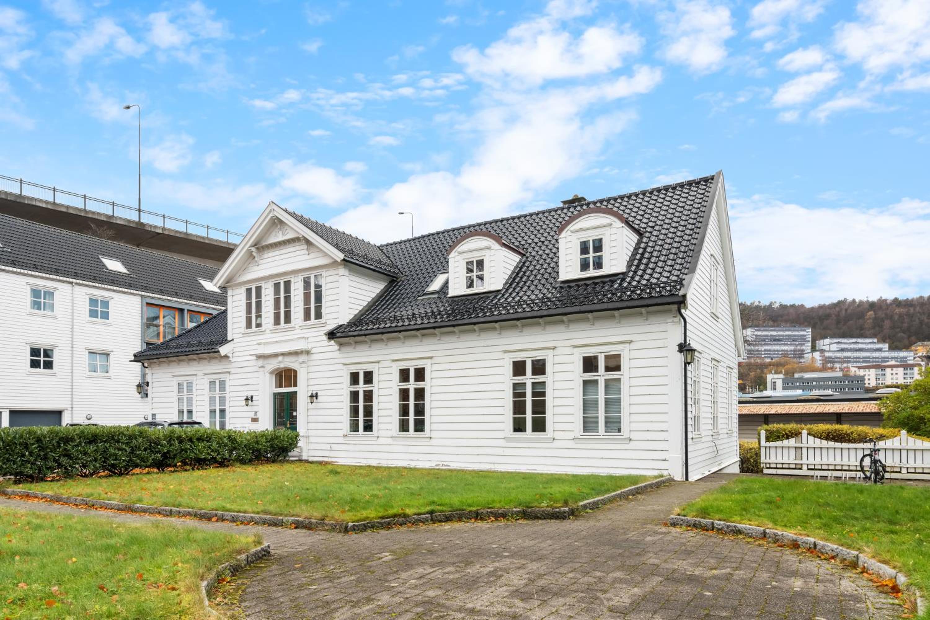Bergen Vacations - Experience Norway's History I With Free Parking - Property Image 14