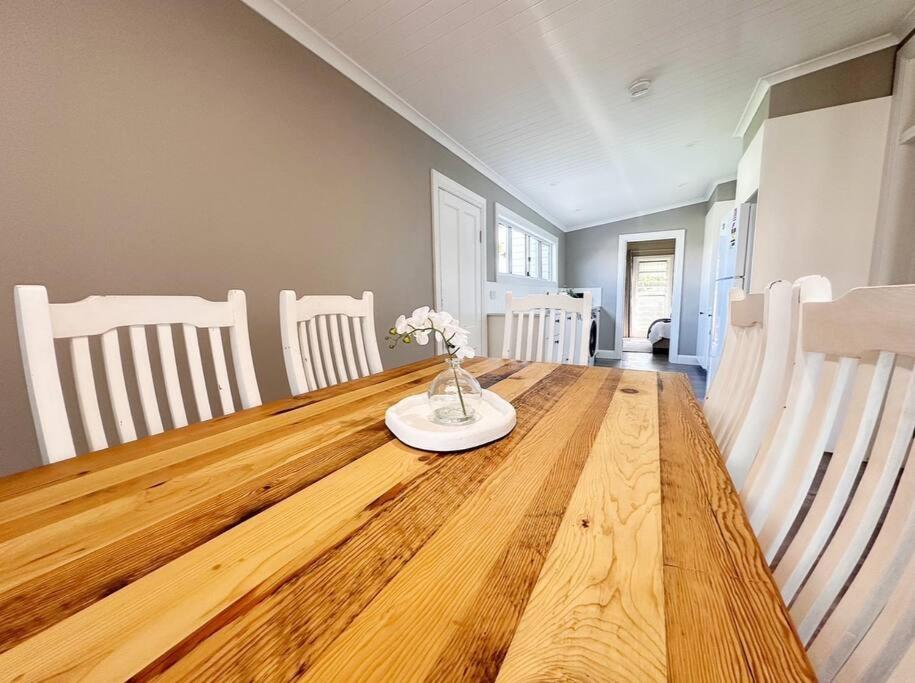 Byron Soul - Waterfront 3BR w Deck - Views