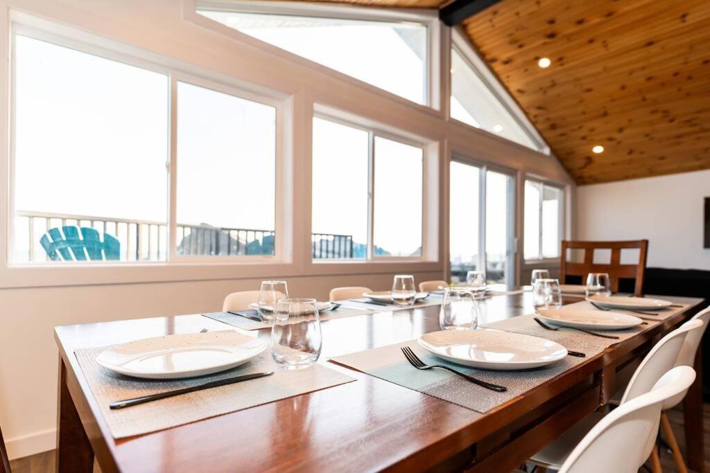 Pet Friendly Getaway, Games, Netflix, Lake Views