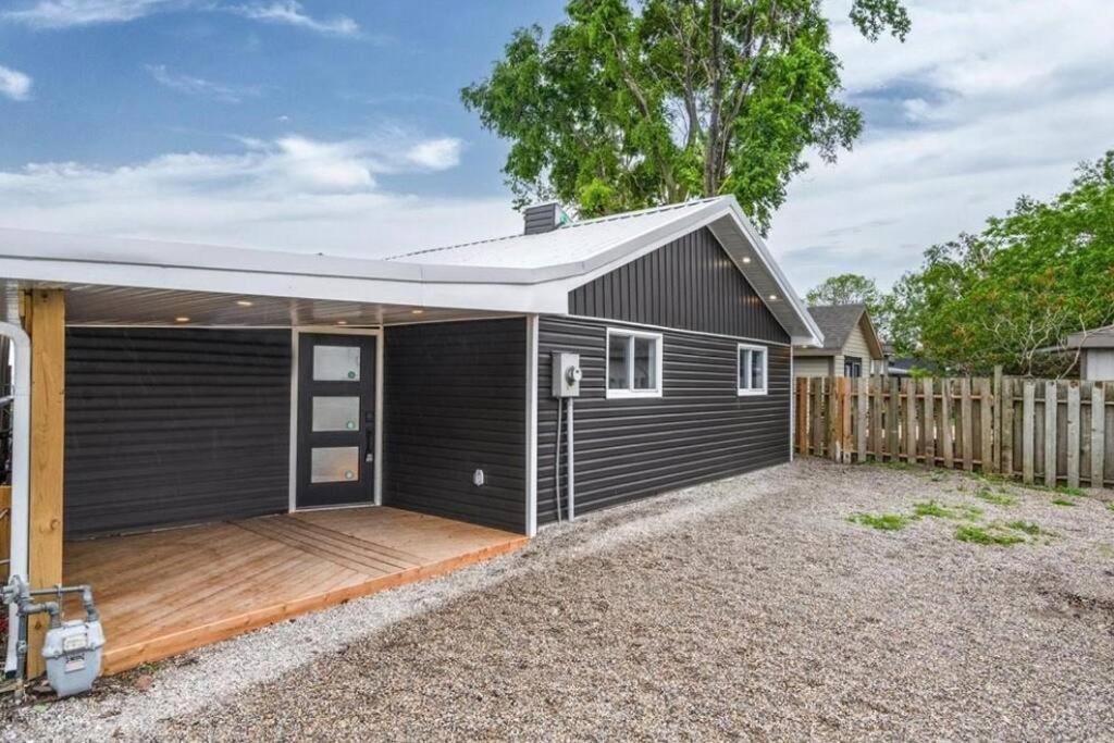 Pet Friendly Getaway, Games, Netflix, Lake Views