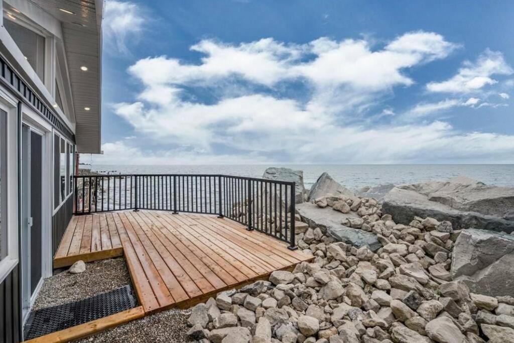 Pet Friendly Getaway, Games, Netflix, Lake Views