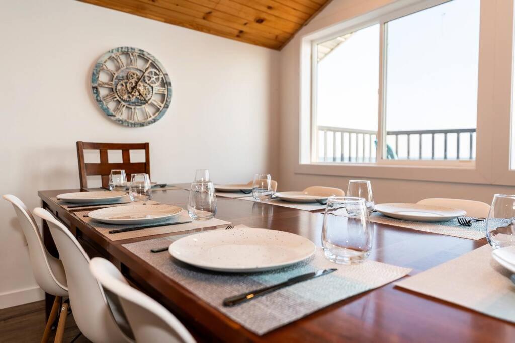 Pet Friendly Getaway, Games, Netflix, Lake Views
