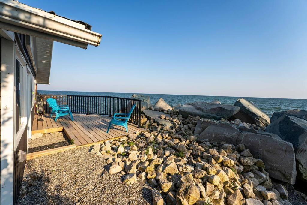 Pet Friendly Getaway, Games, Netflix, Lake Views