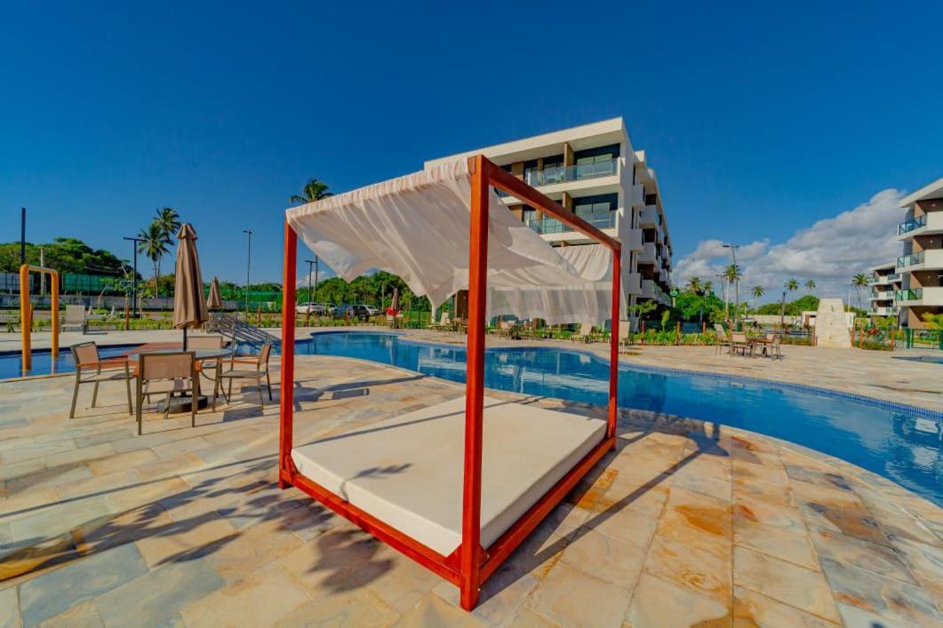 Makia Beach Experience Concept