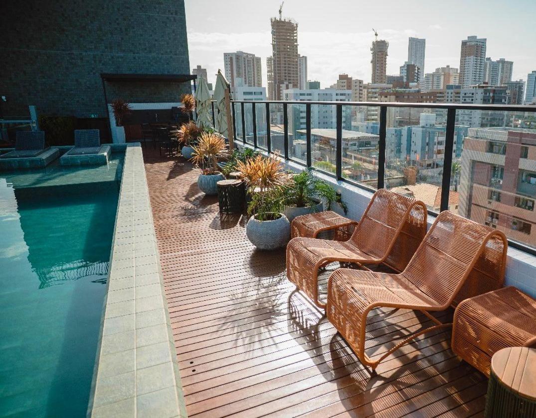 APTO COM JACUZZI e ACONCHEGANTE na PRAIA DO BESSA - GET BY SIDE