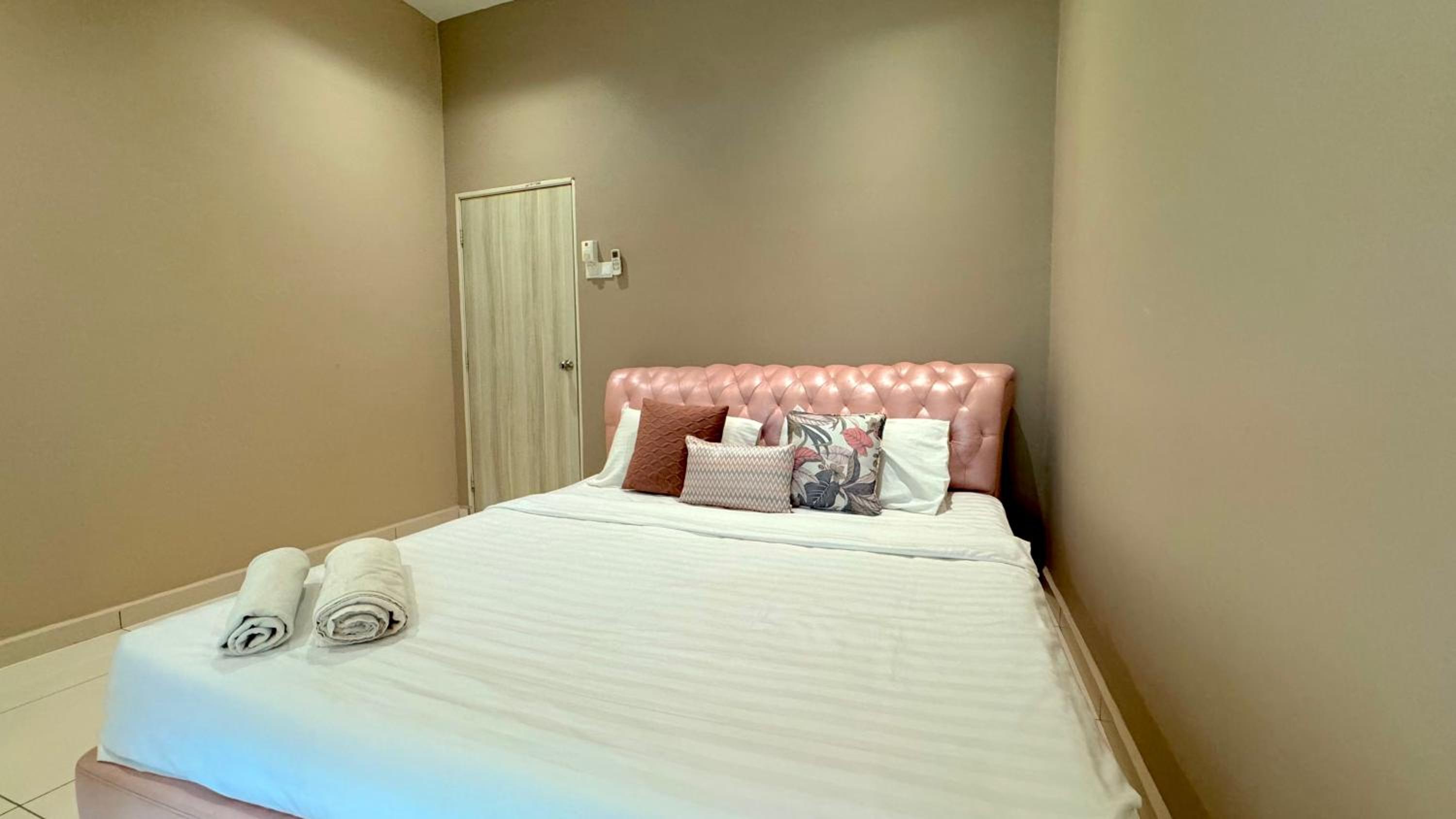 Casa Le Seabreeze 4BR with Projector photo 4