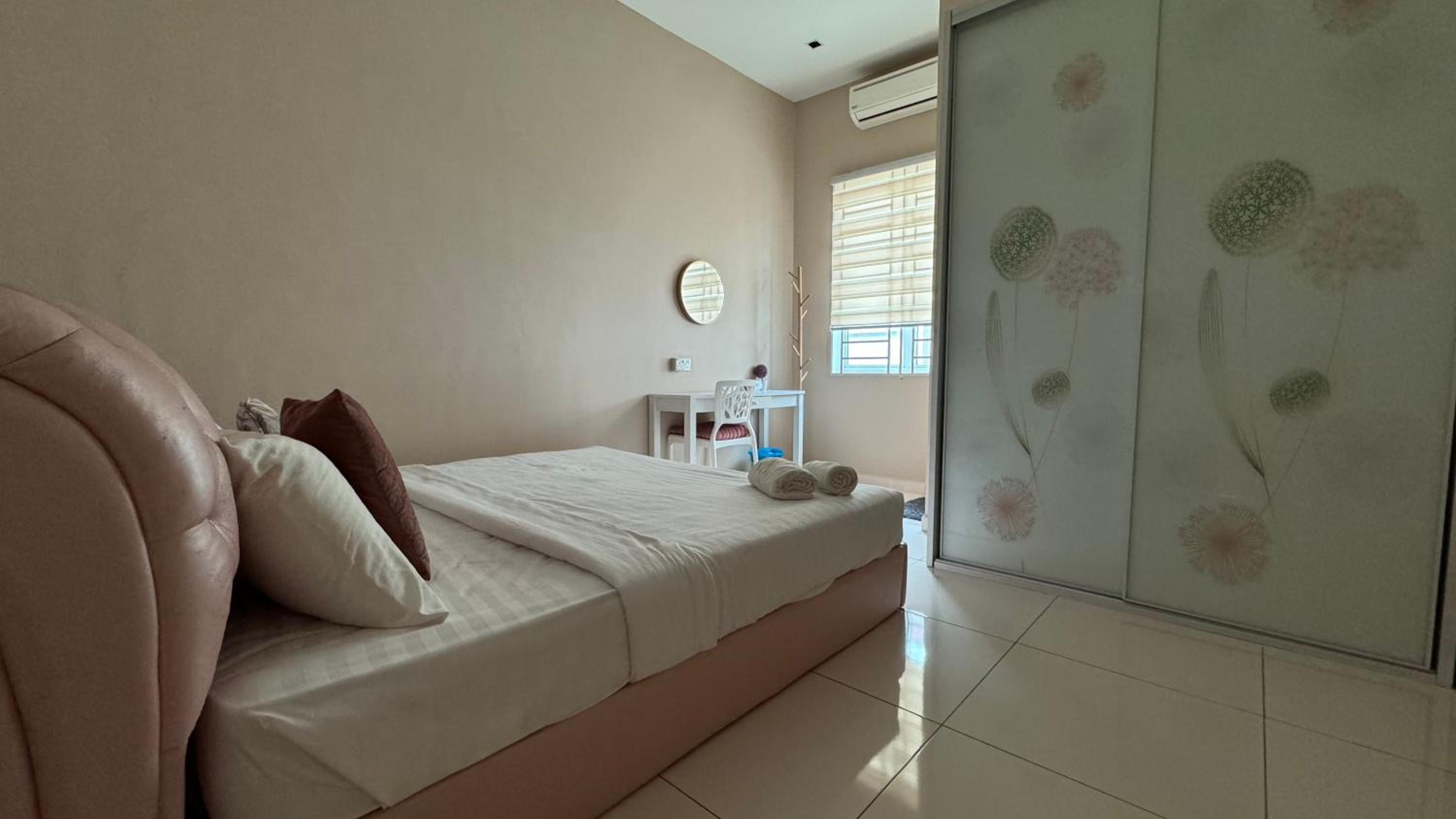 Casa Le Seabreeze 4BR with Projector photo 8