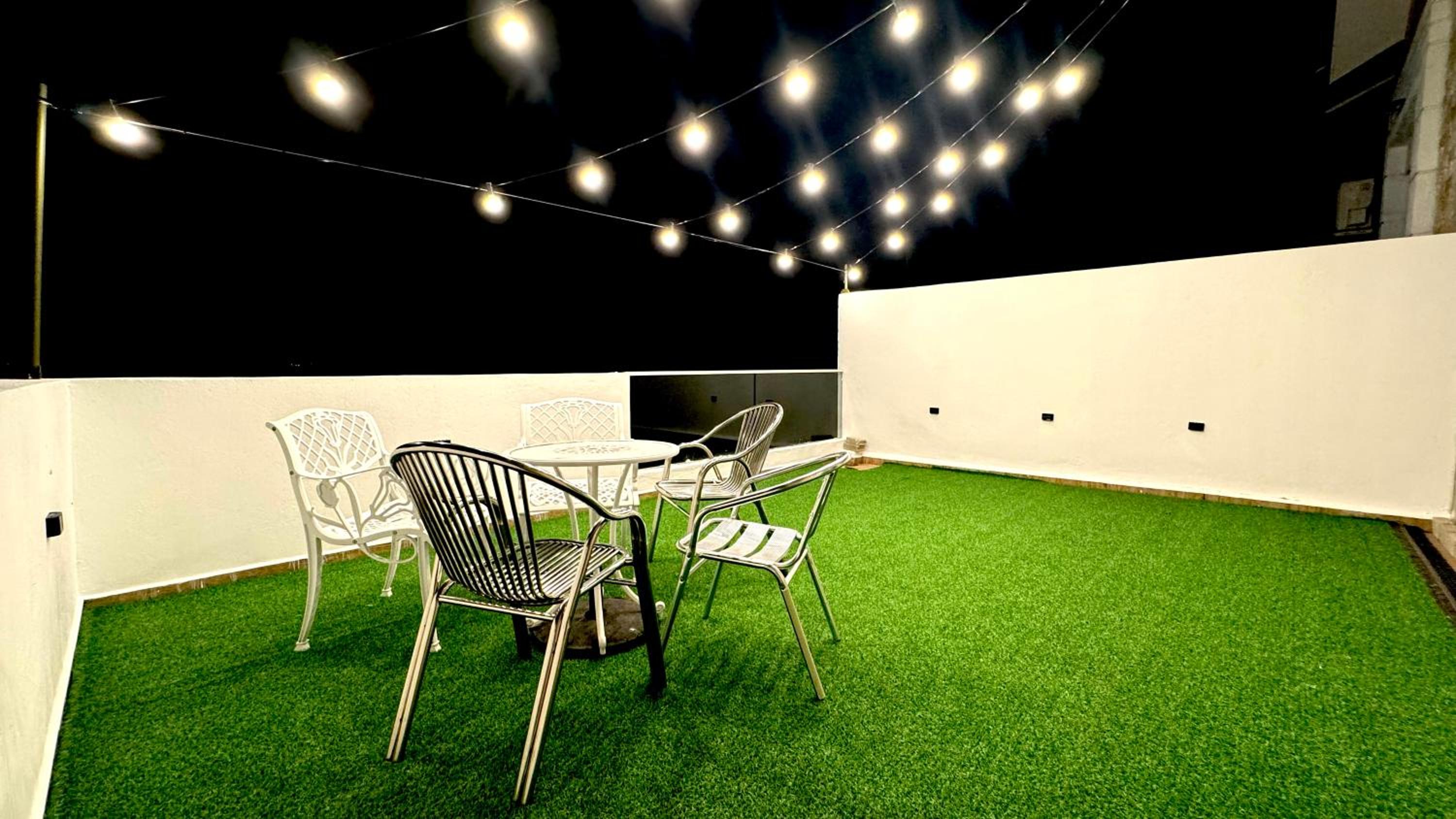 Casa Le Seabreeze 4BR with Projector photo 1