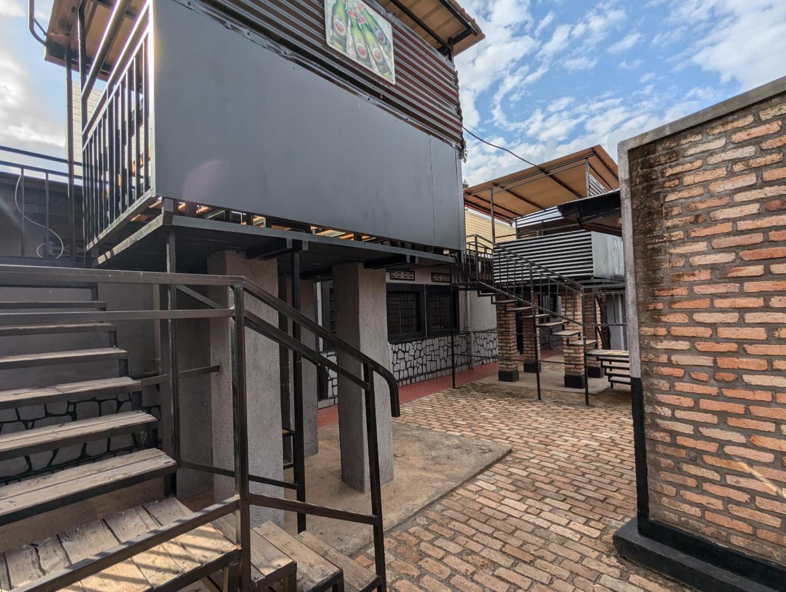 Down town huye Guest house