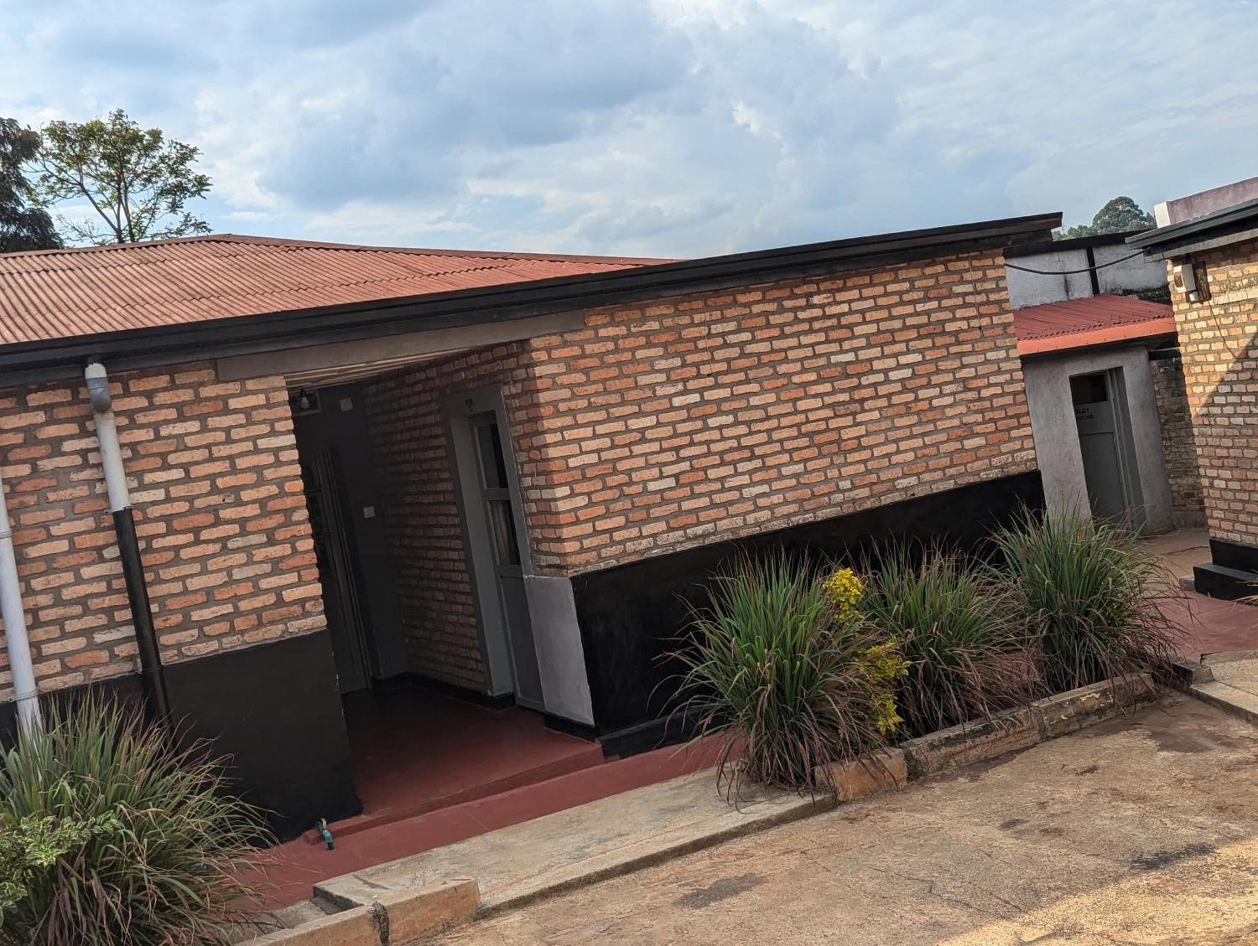 Down town huye Guest house
