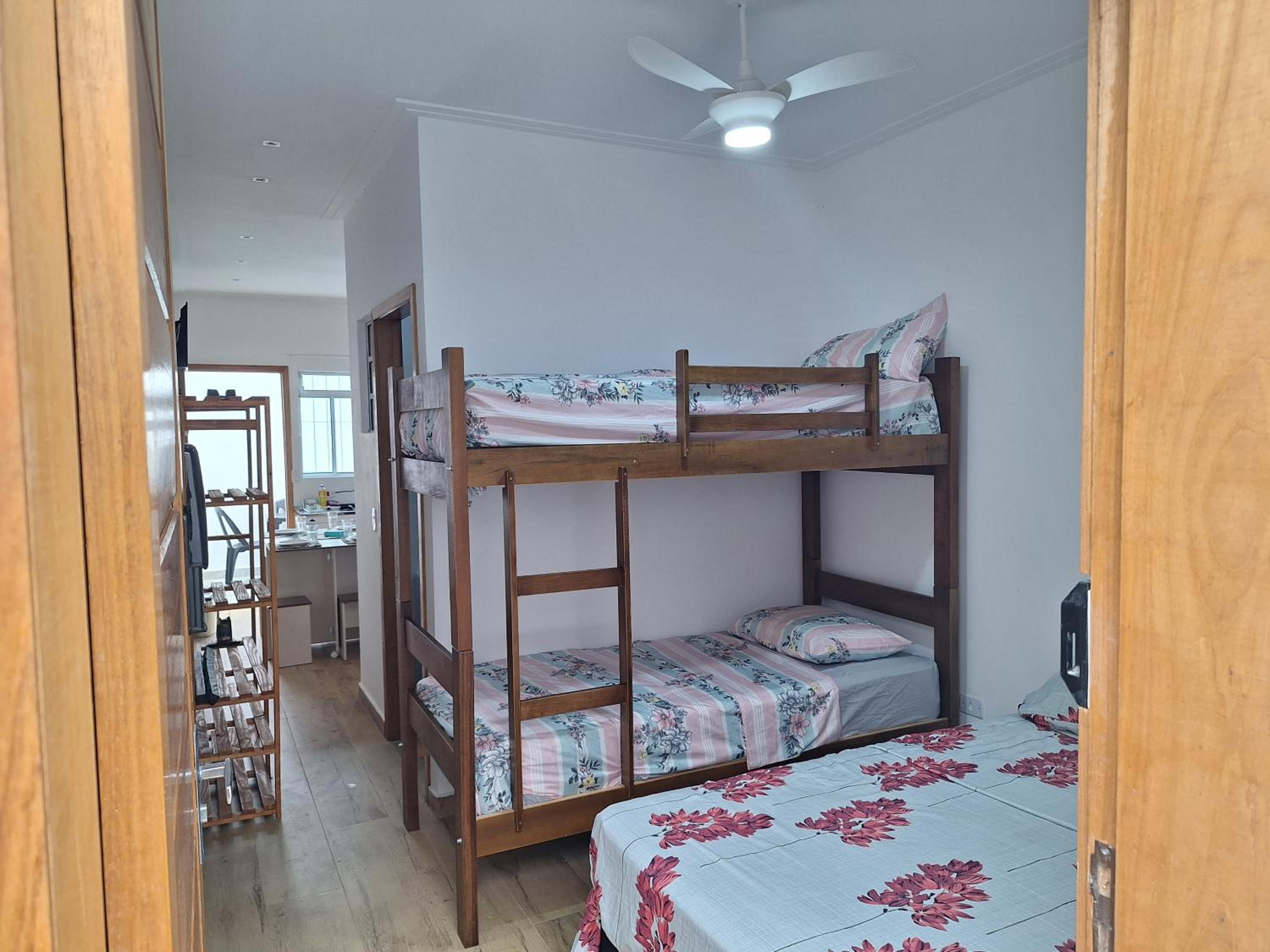 Residencial Caetano, Micro Casa com churrasqueira privativa e piscina do condomínio, infantil, adulto e hidromassagem