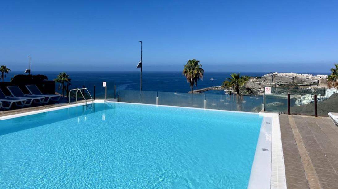 Casa Tucan - two bedrooms, heated pool, city and ocean views view 5