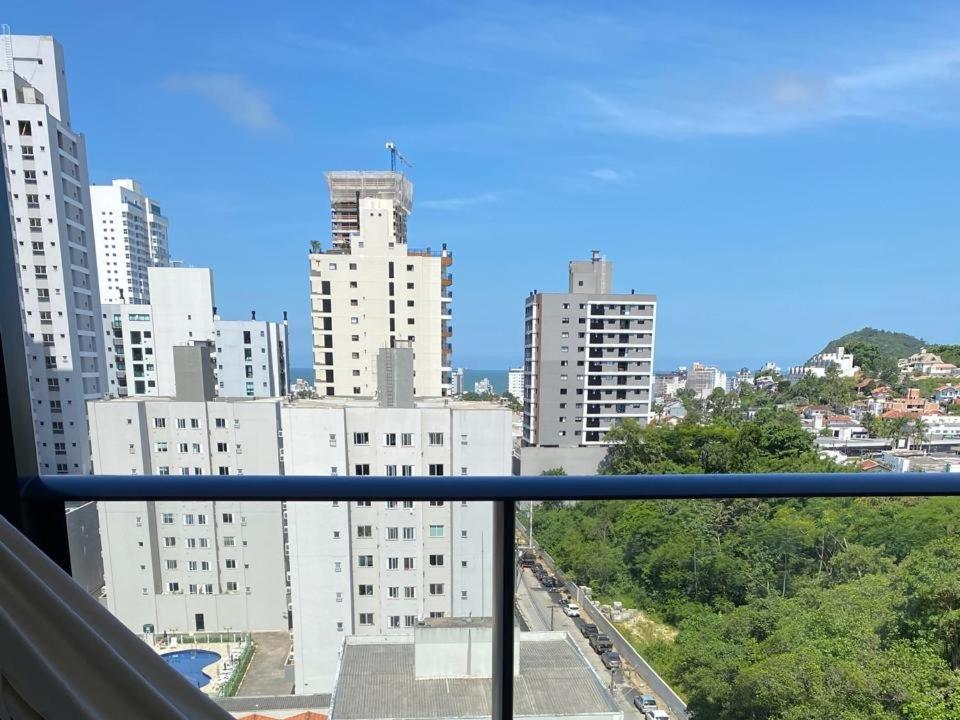 AP Excelente 10 andar Praia Brava Vista ao horizonte