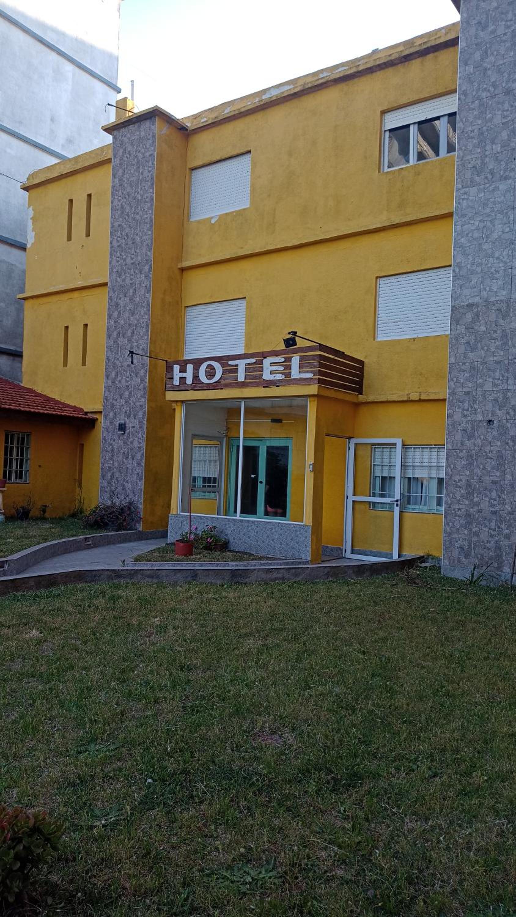 HOTEL FRENTE al MAR