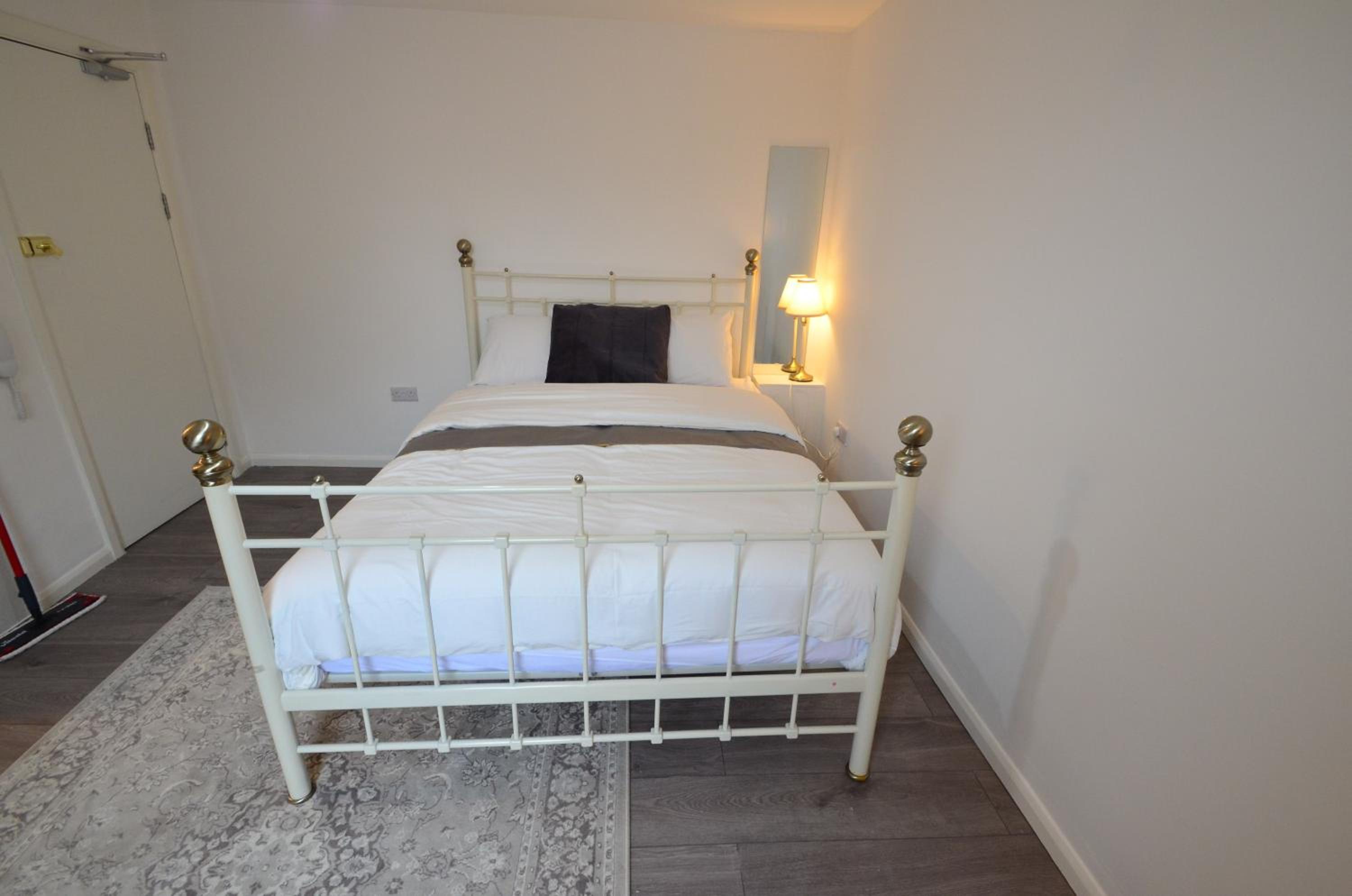Hackney E5 - Perfect for Couples getaway