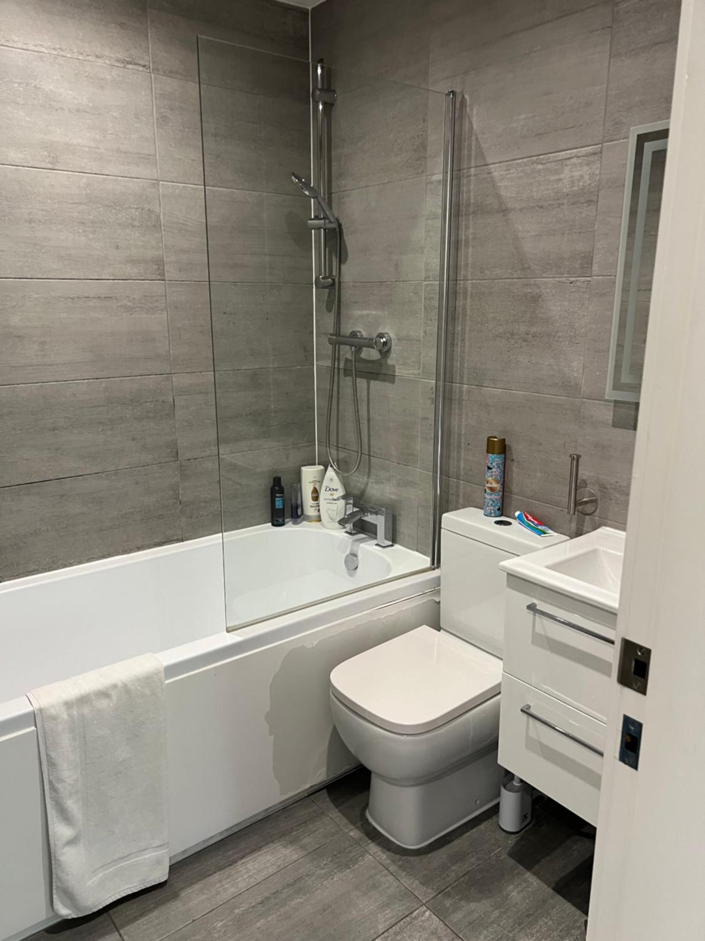 Modern and Stylish Two Bedroom Flat view 2