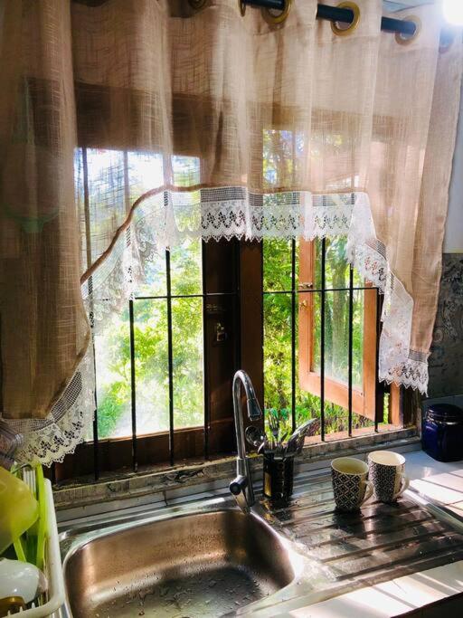Koshi's Country Cottage Ella view 3