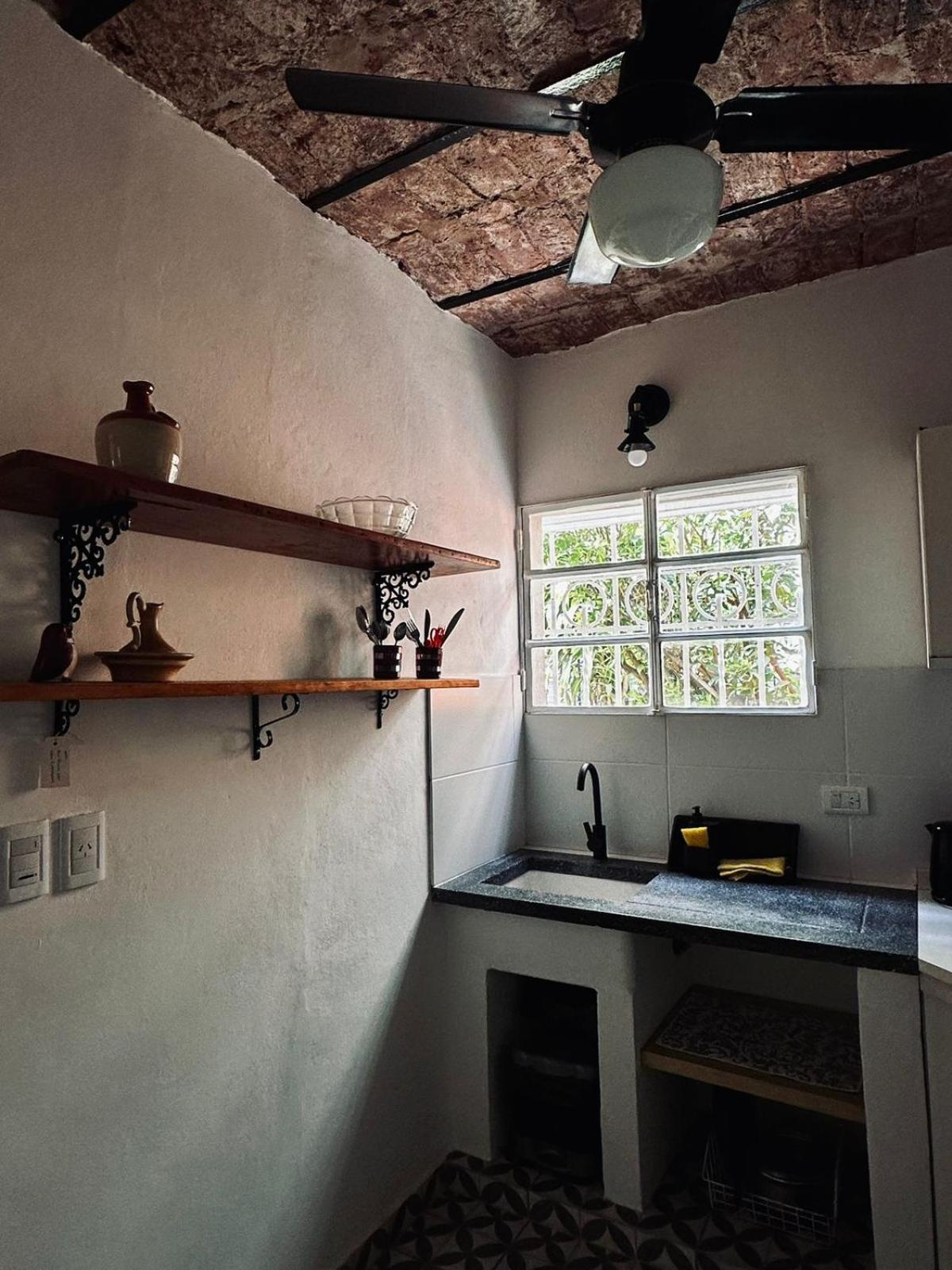 Cálido monoambiente con amplia cocina en Villa Devoto
