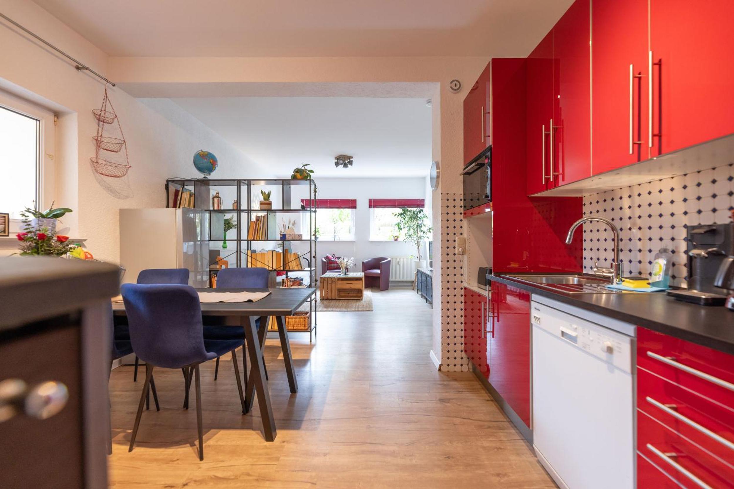 Große 120 qm Ferienwohnung für 6-12 Personen mit Parkplatz nahe Bamberg