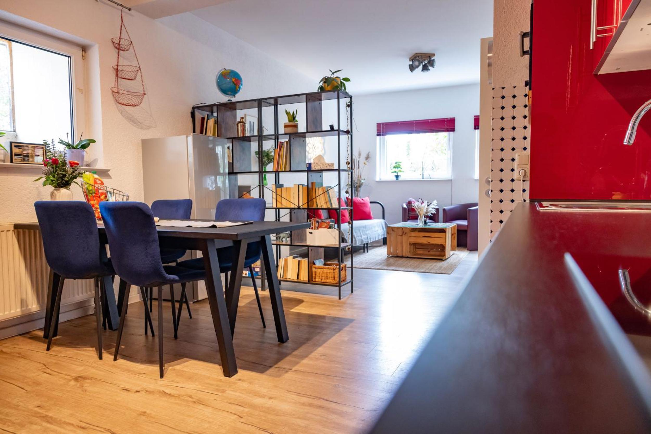 Große 120 qm Ferienwohnung für 6-12 Personen mit Parkplatz nahe Bamberg