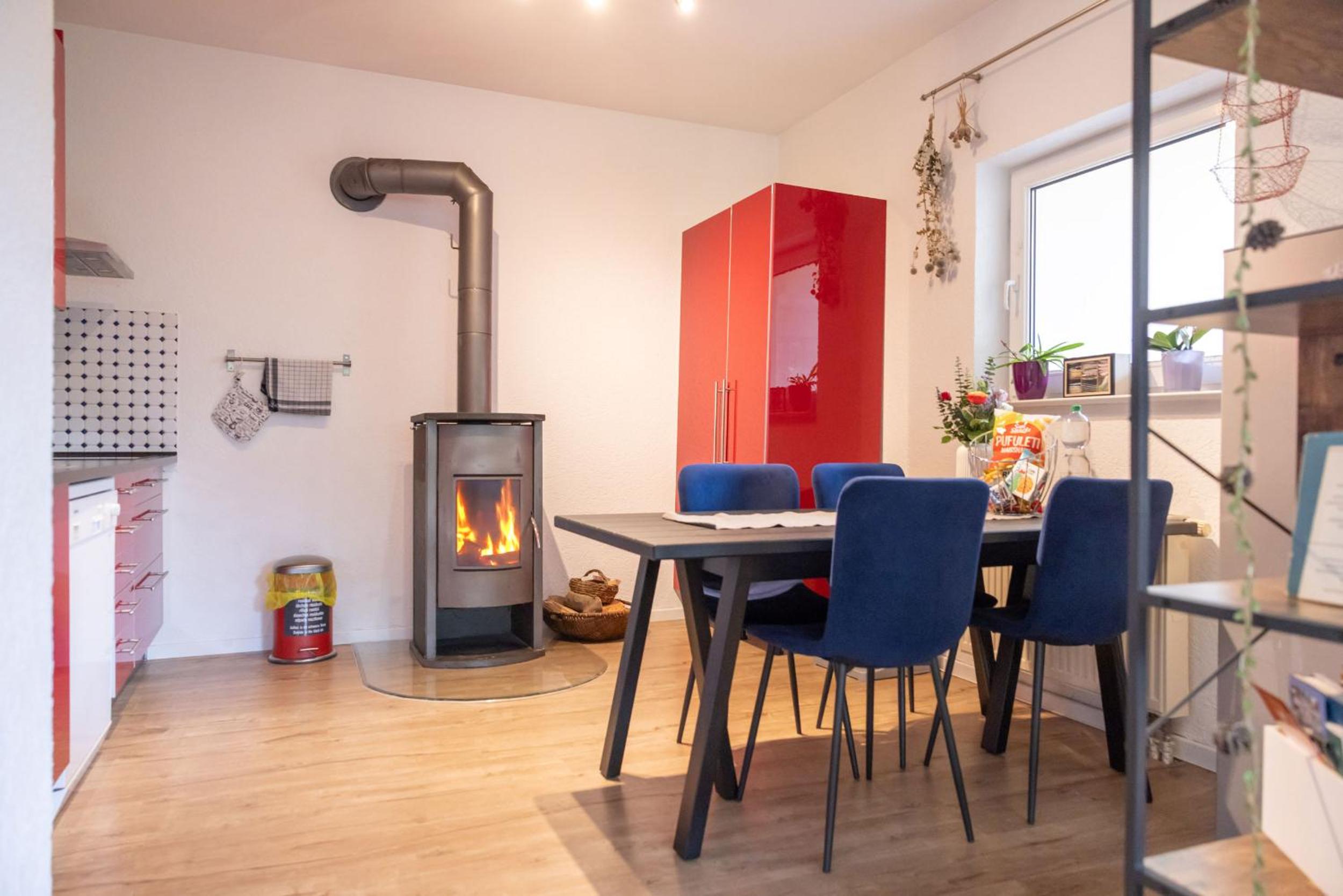 Große 120 qm Ferienwohnung für 6-12 Personen mit Parkplatz nahe Bamberg