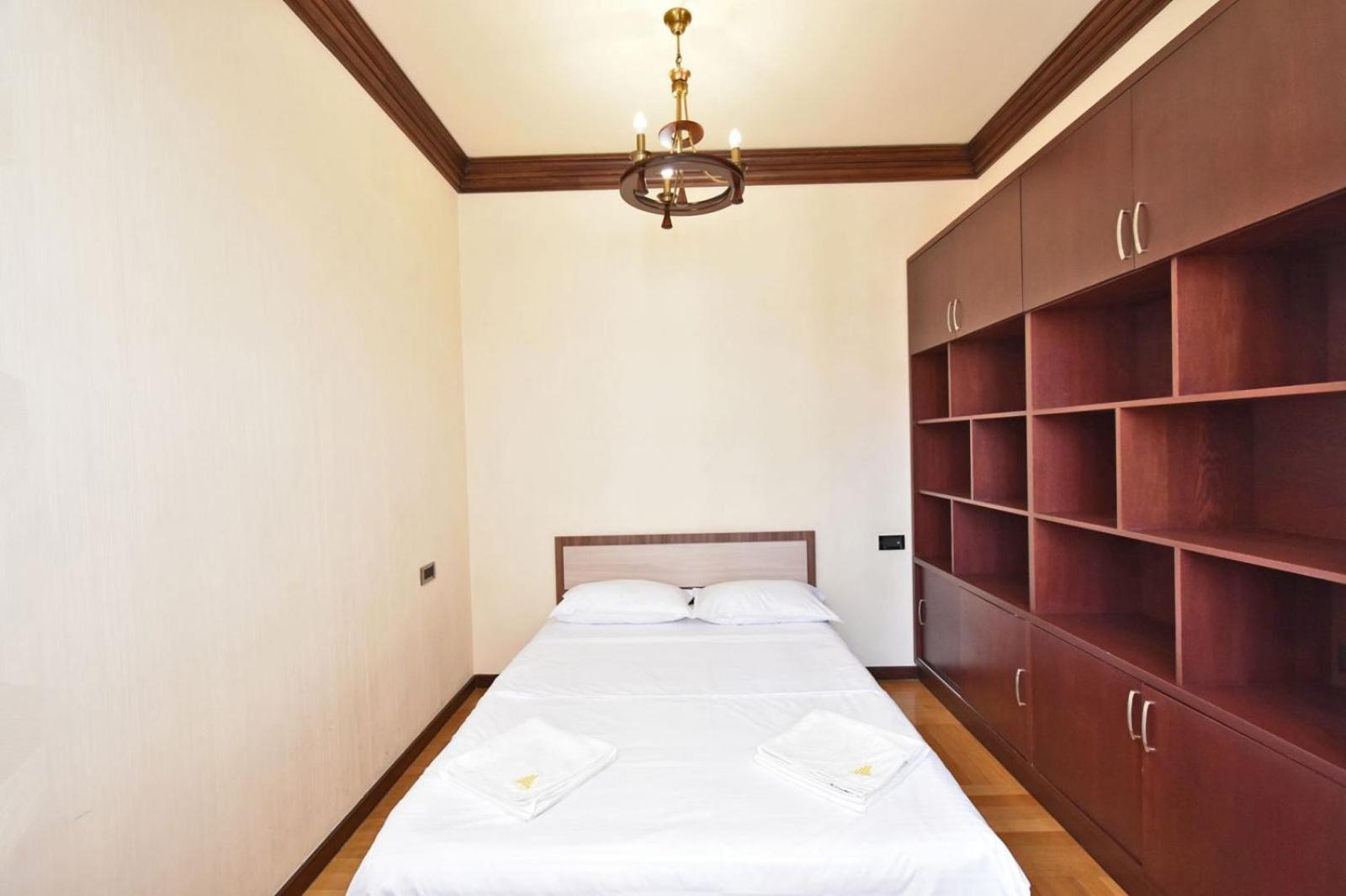 Northern Avenue, 2 bedrooms Beautiful, New Renovated apartment HH35