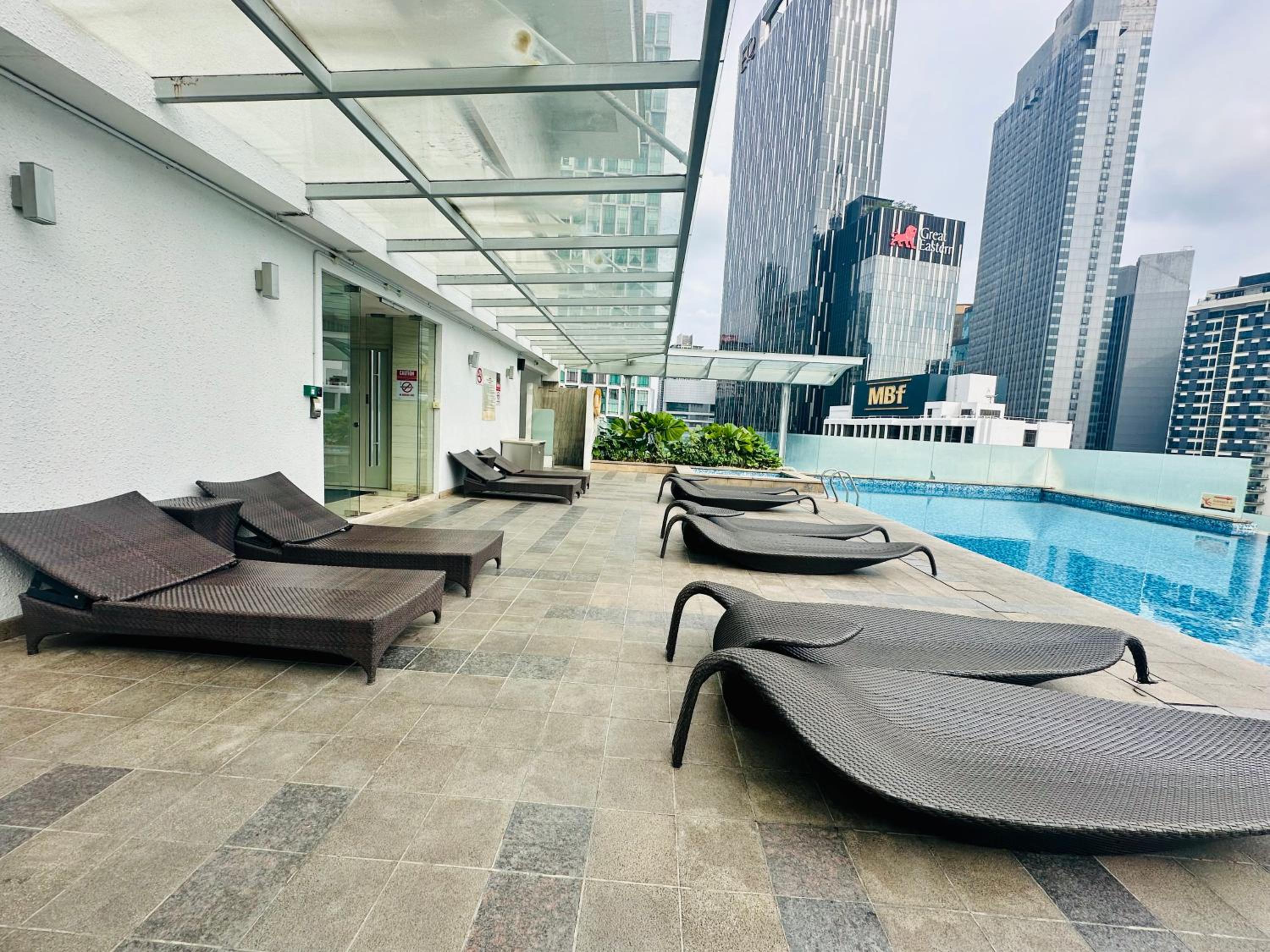 SOHO SUITES KLCC by DREAMS