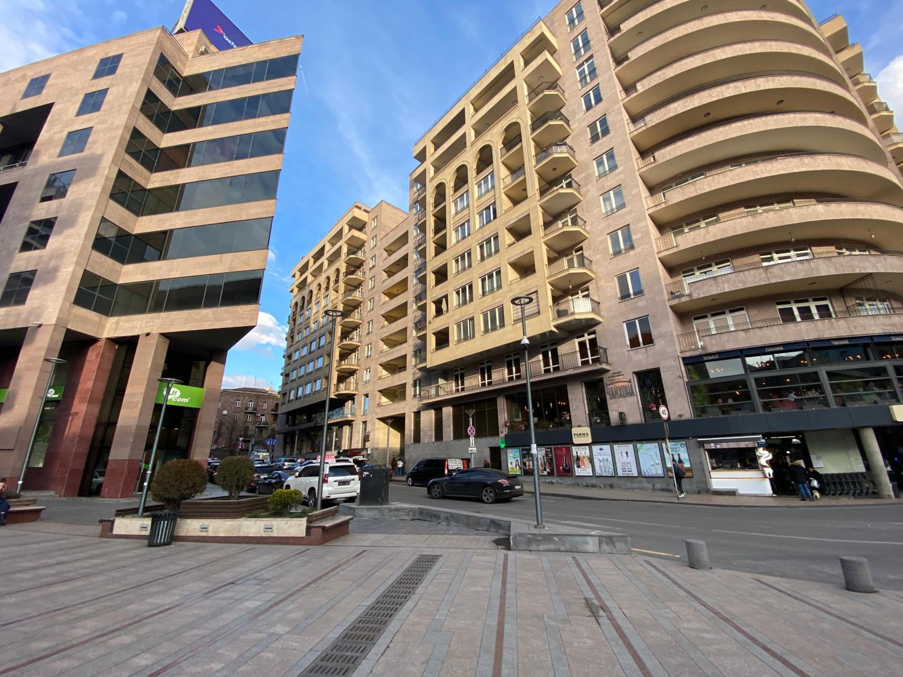 Northern Avenue, 2 bedrooms Beautiful, New Renovated apartment HH35