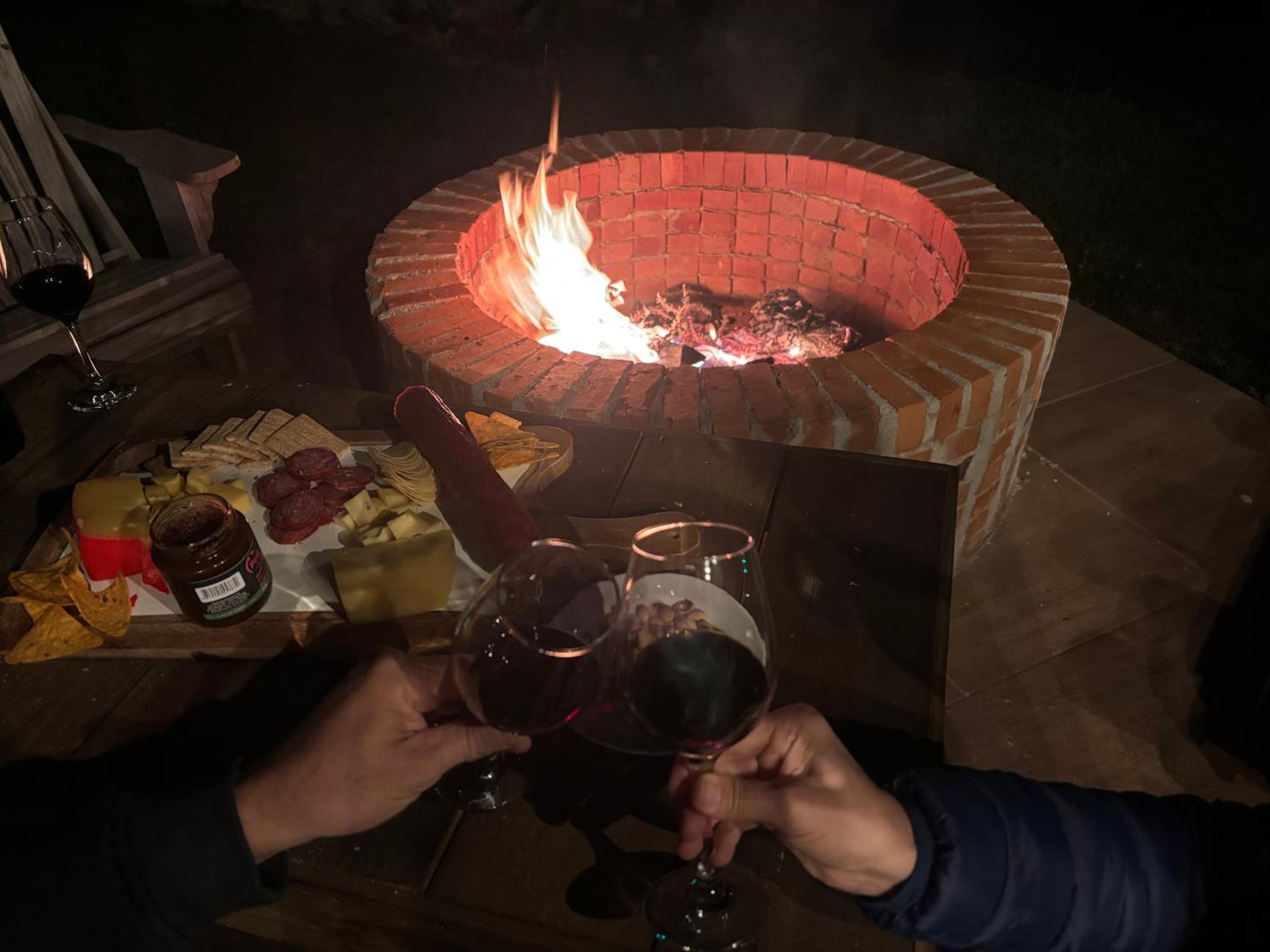 Casas Rainha da Serra - Cozinha, Fogo de Chão e Churrasqueira