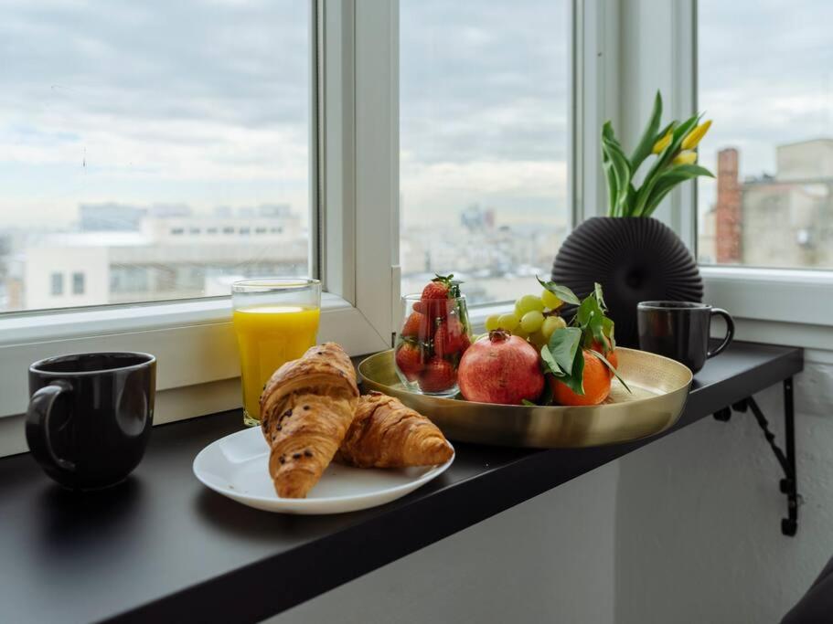 Sky Penthouse - University Square I Free parking I Balcony