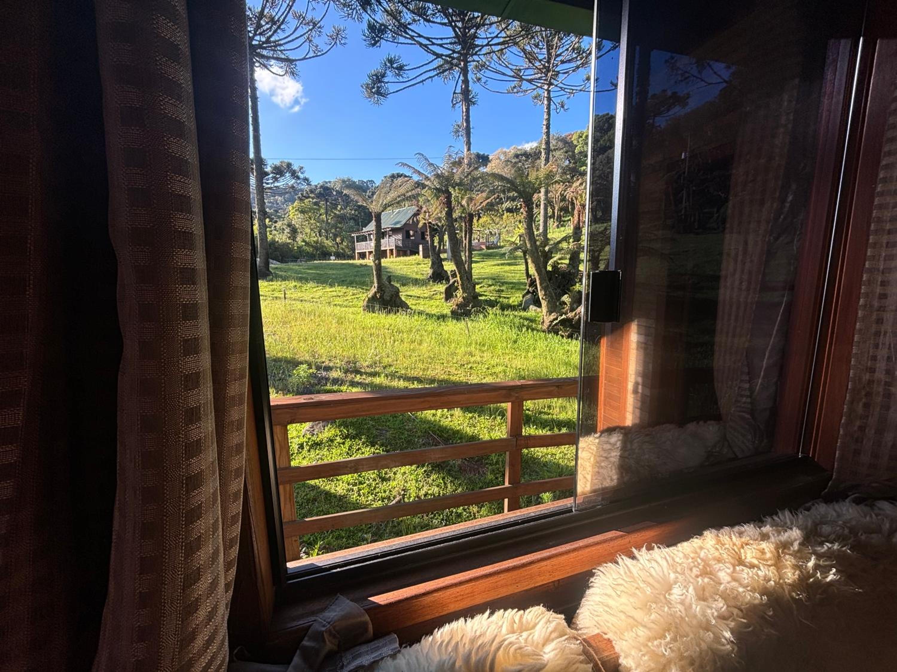 Casas Rainha da Serra - Cozinha, Fogo de Chão e Churrasqueira