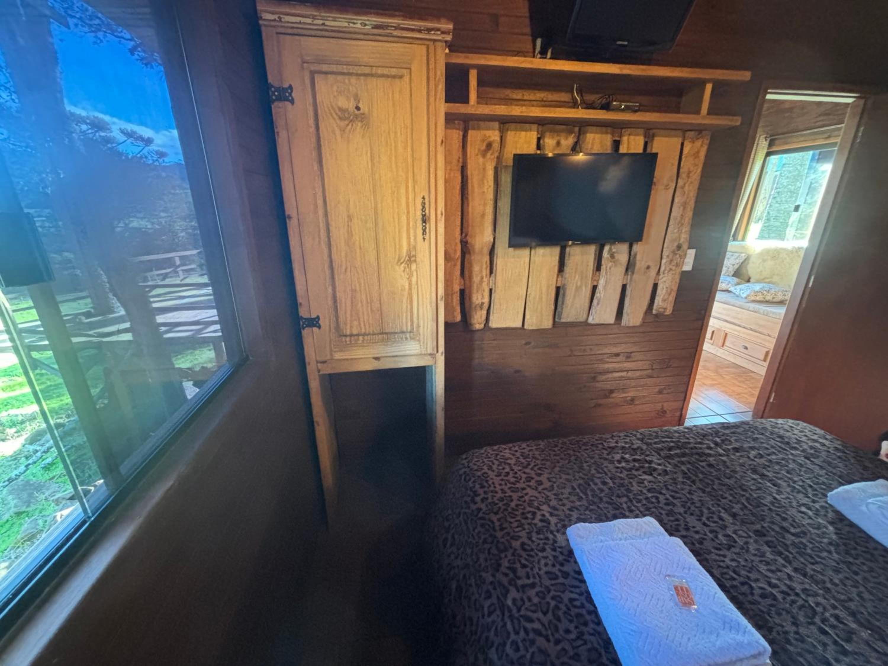 Casas Rainha da Serra - Cozinha, Fogo de Chão e Churrasqueira