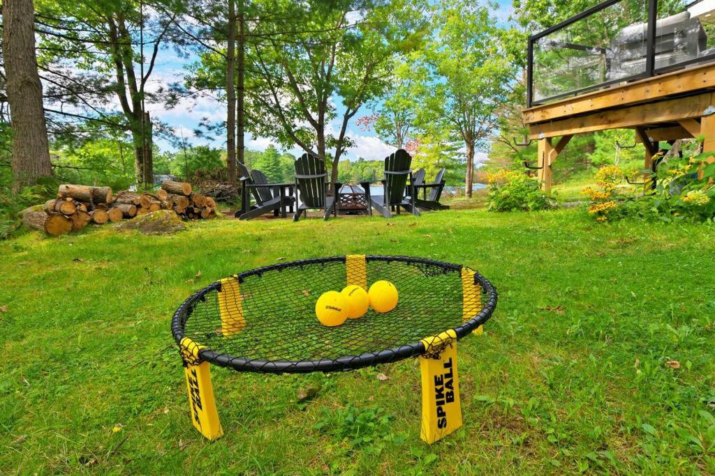 Muskoka Retreat, Fire Pit, Games, Waterfront