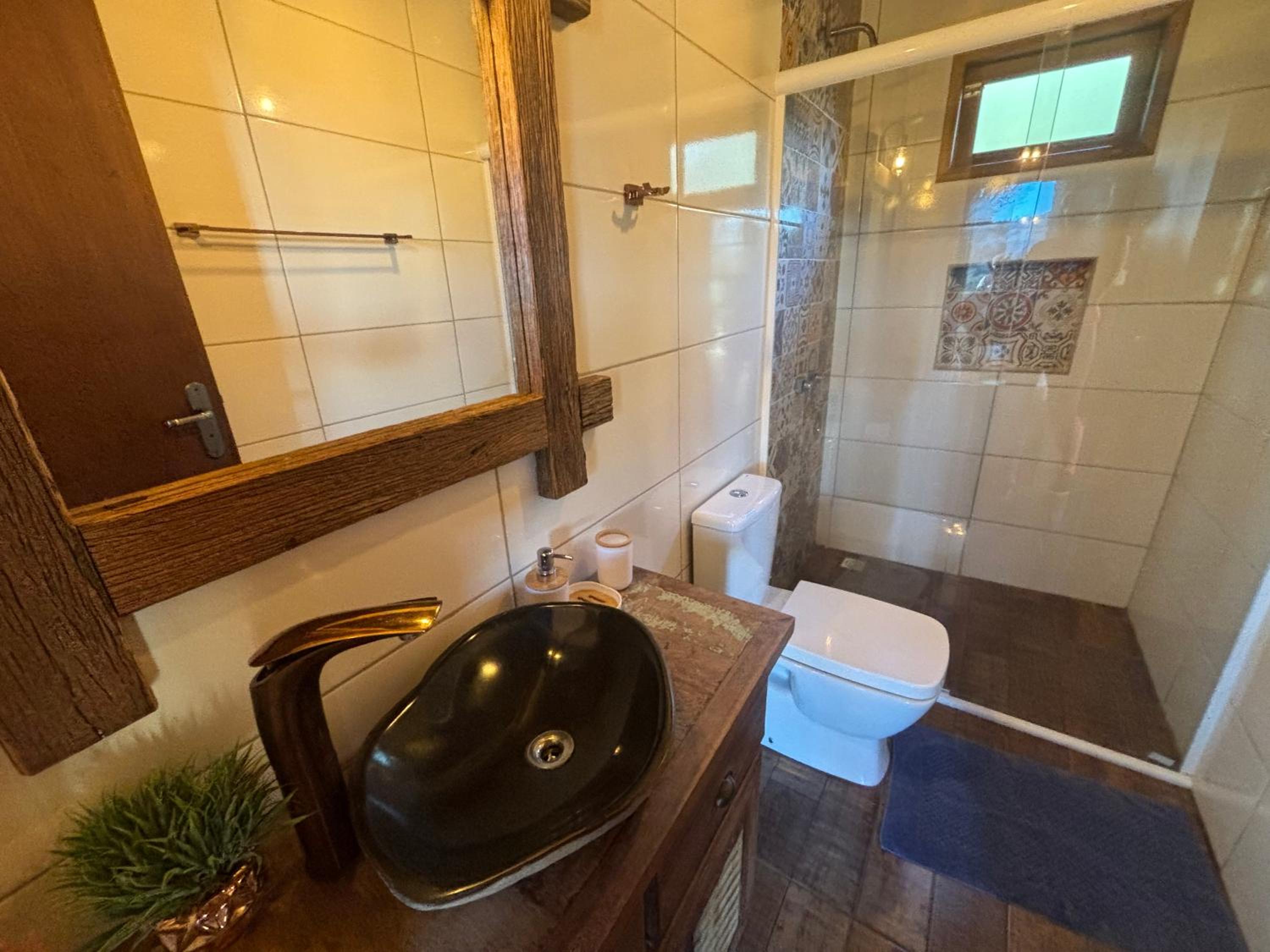Casas Rainha da Serra - Cozinha, Fogo de Chão e Churrasqueira