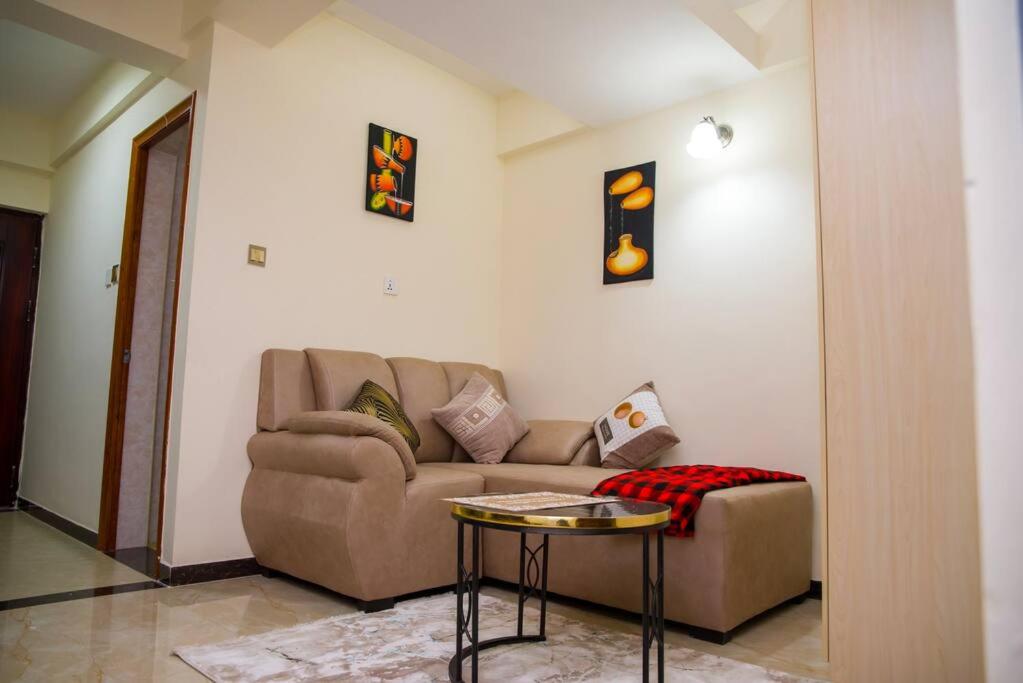 Rustic Escape Homes Denis Garden Apartment B602-1 view 3