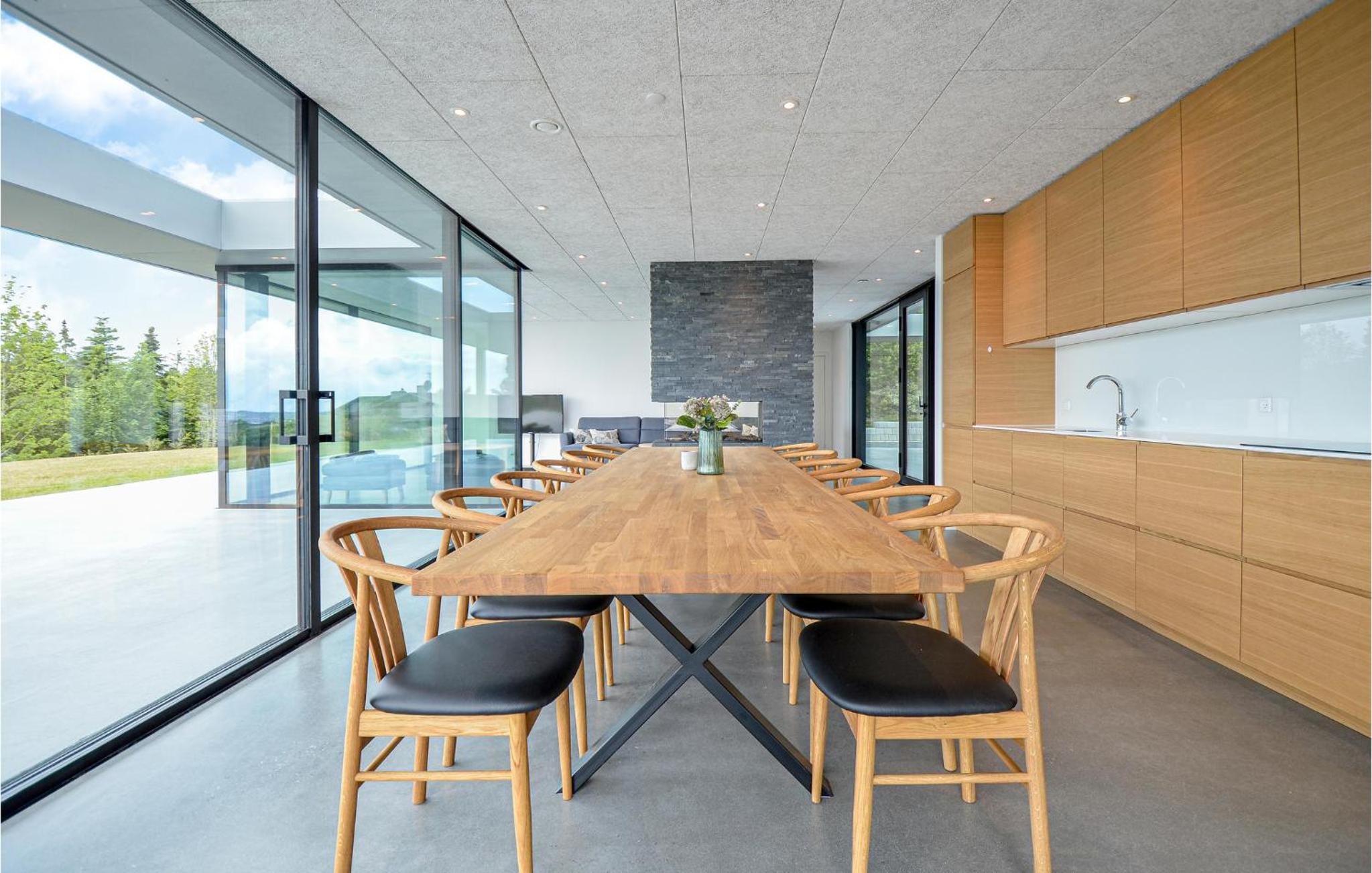 Amazing Home In Ebeltoft With Wifi