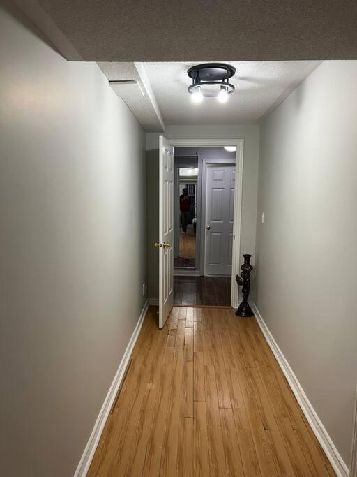 1200 sq 2 Bdrms Suite near Toronto Airport