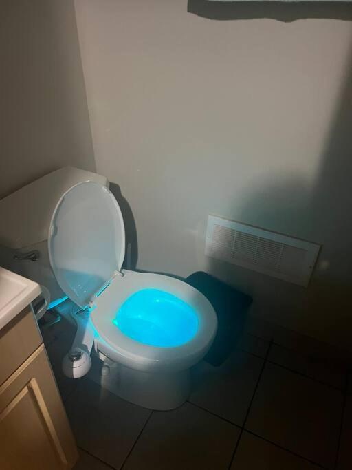 1200 sq 2 Bdrms Suite near Toronto Airport