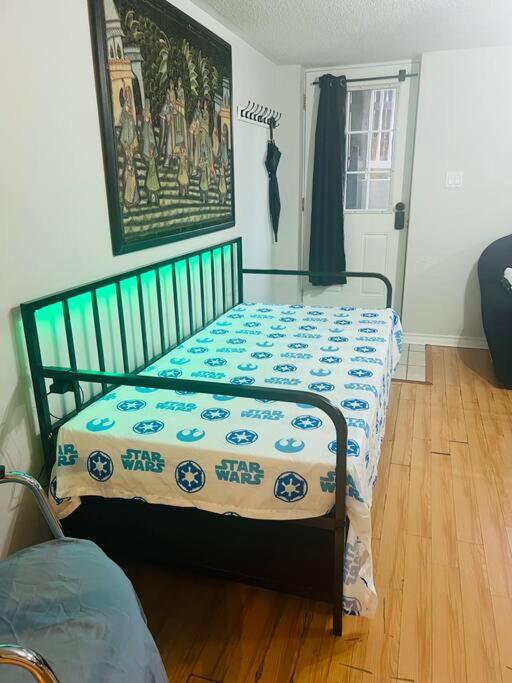 1200 sq 2 Bdrms Suite near Toronto Airport