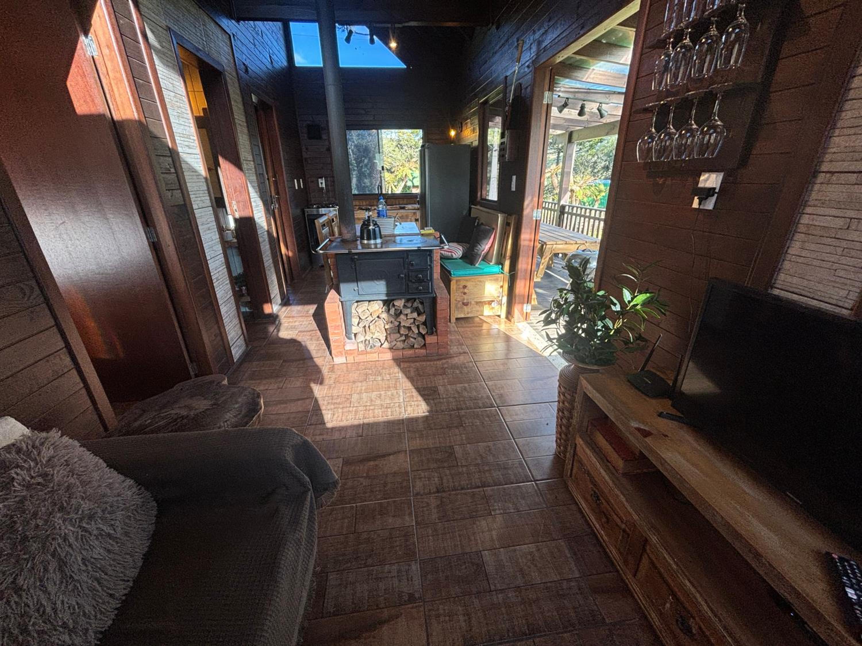 Casas Rainha da Serra - Cozinha, Fogo de Chão e Churrasqueira