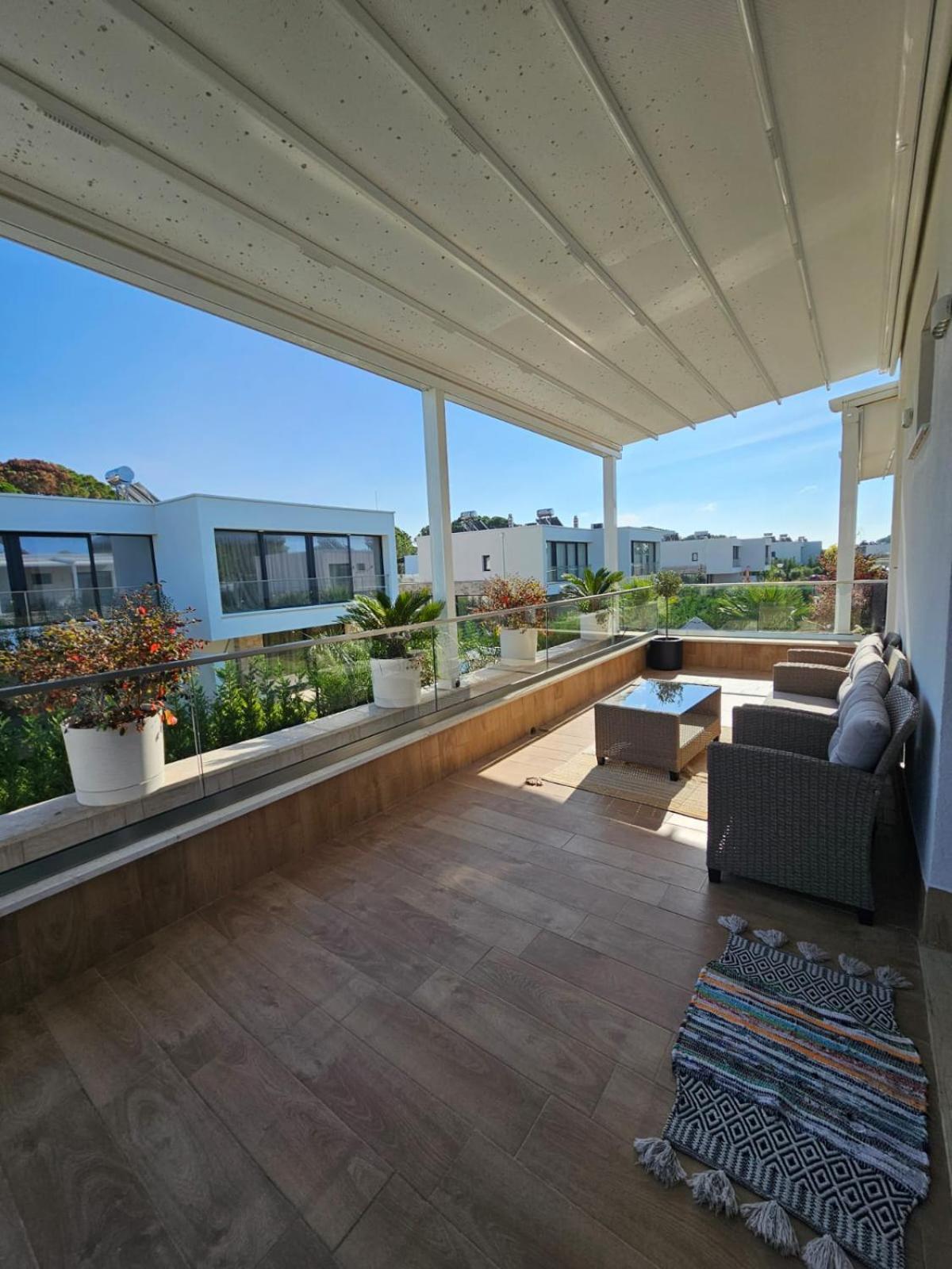 Villa MarYsol - San Pietro Resort - Pool & Hot Tub photo 3