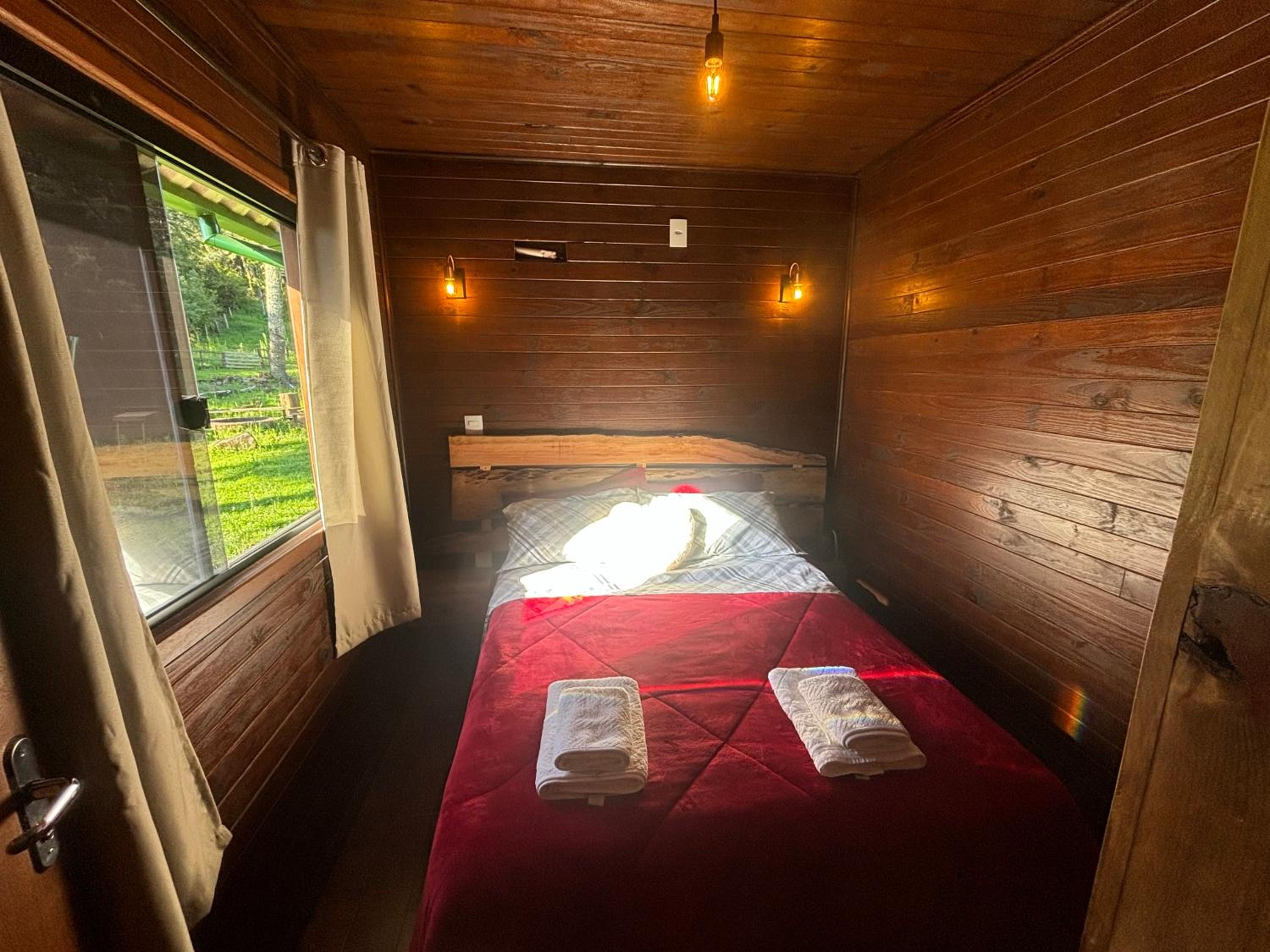 Casas Rainha da Serra - Cozinha, Fogo de Chão e Churrasqueira