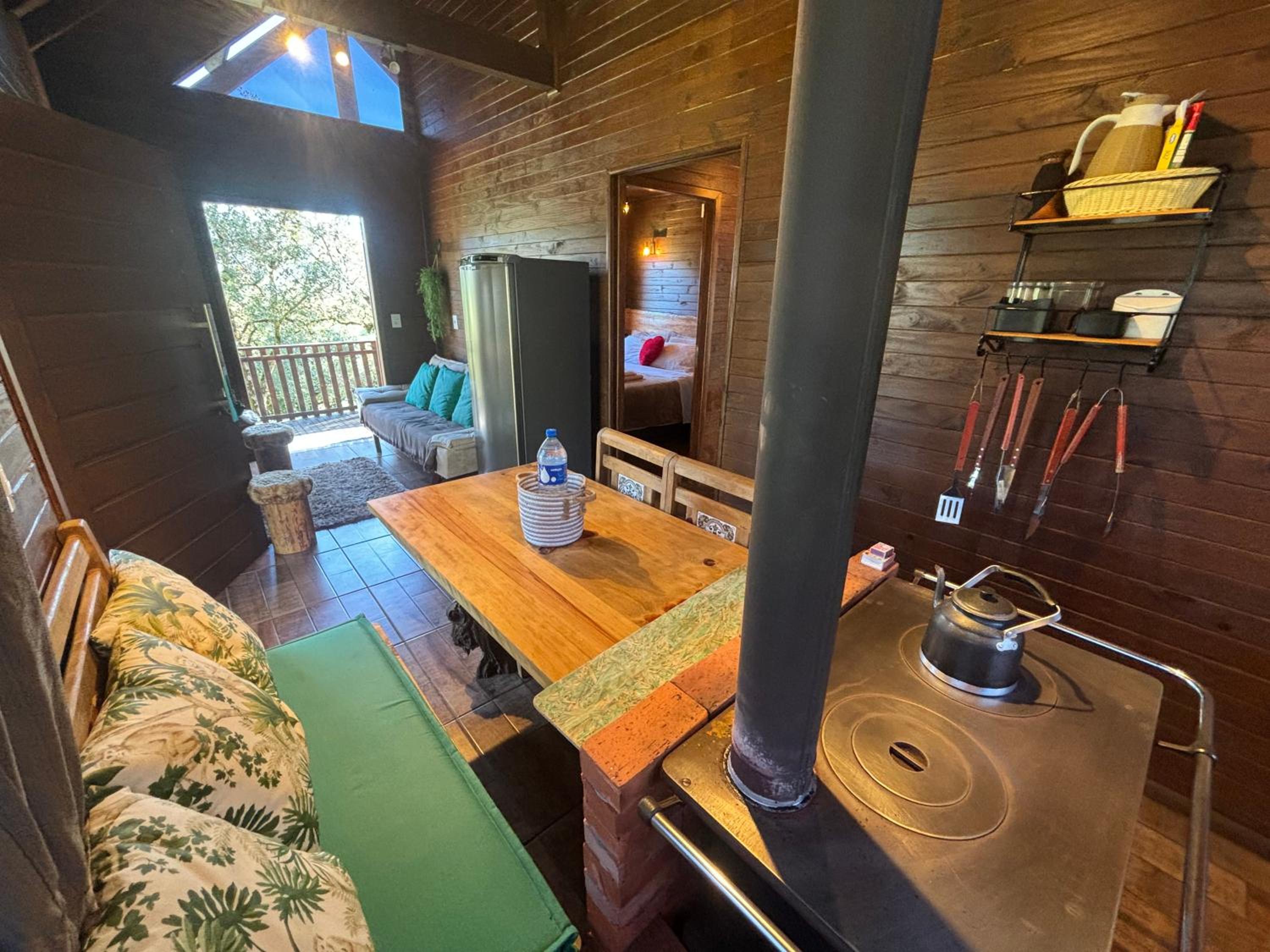 Casas Rainha da Serra - Cozinha, Fogo de Chão e Churrasqueira