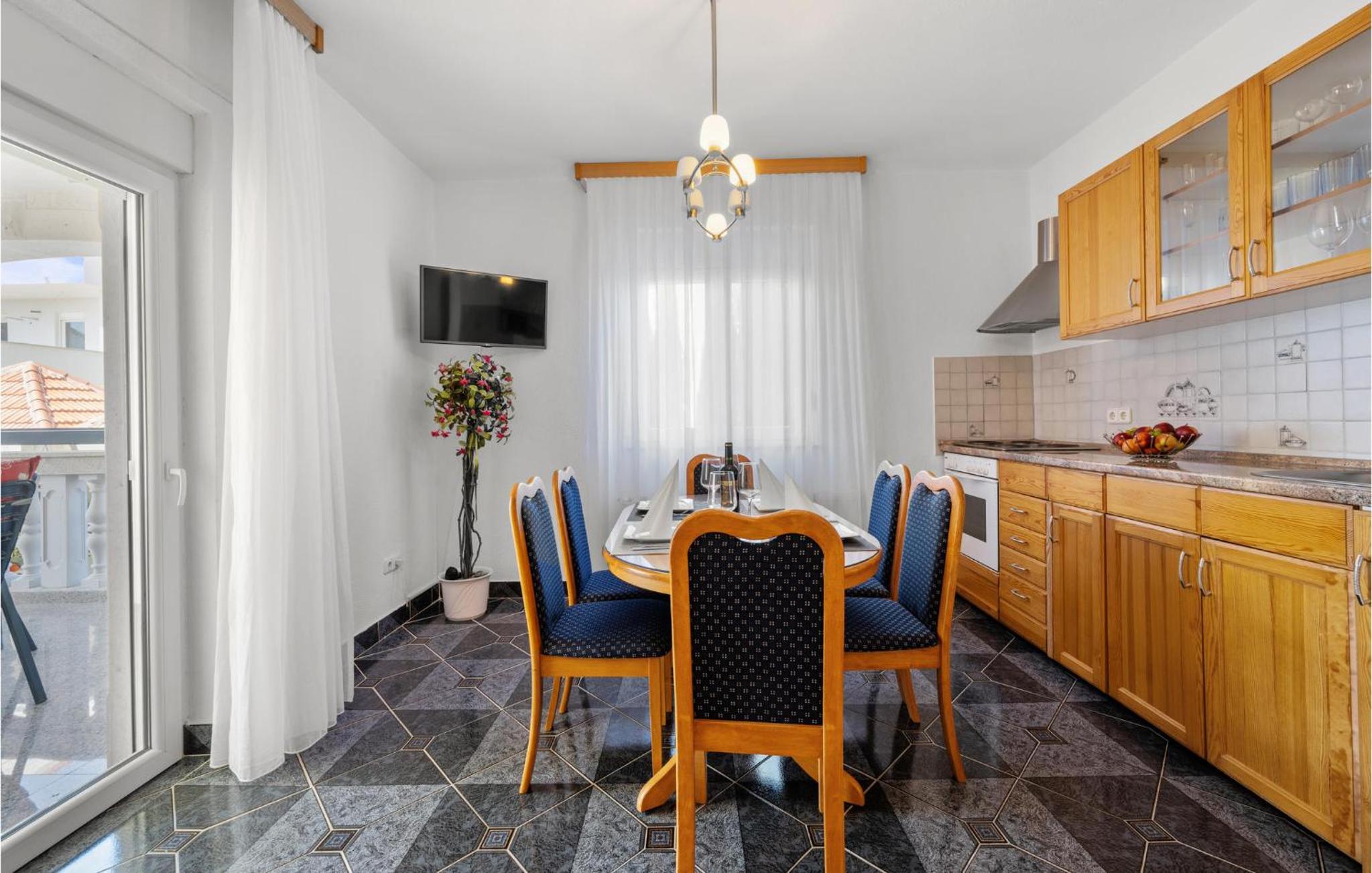 Gorgeous Apartment In Vodice With Kitchen view 5