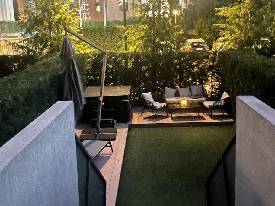 Open Space - Garden & Jacuzzi