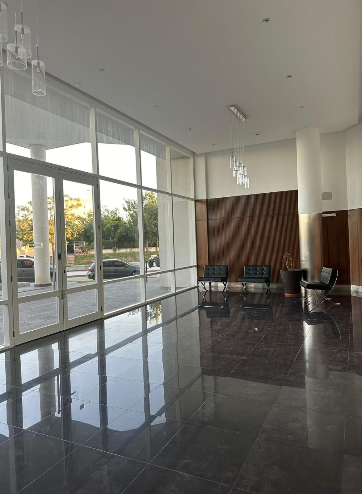 Departamento con vistas al Río Paraná
